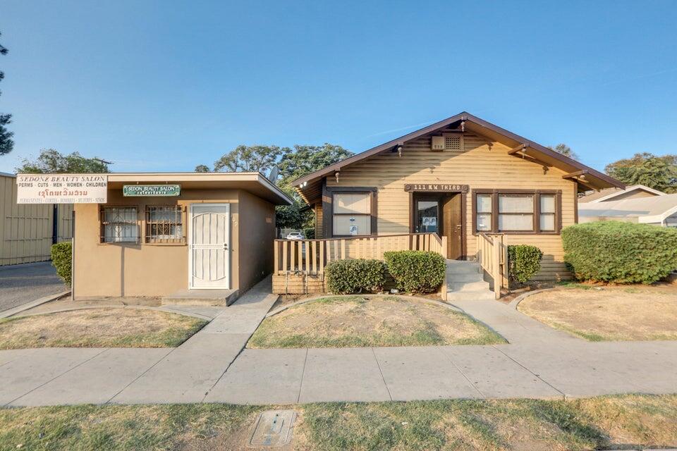111 NW 3rd Ave, Visalia, CA 93291
