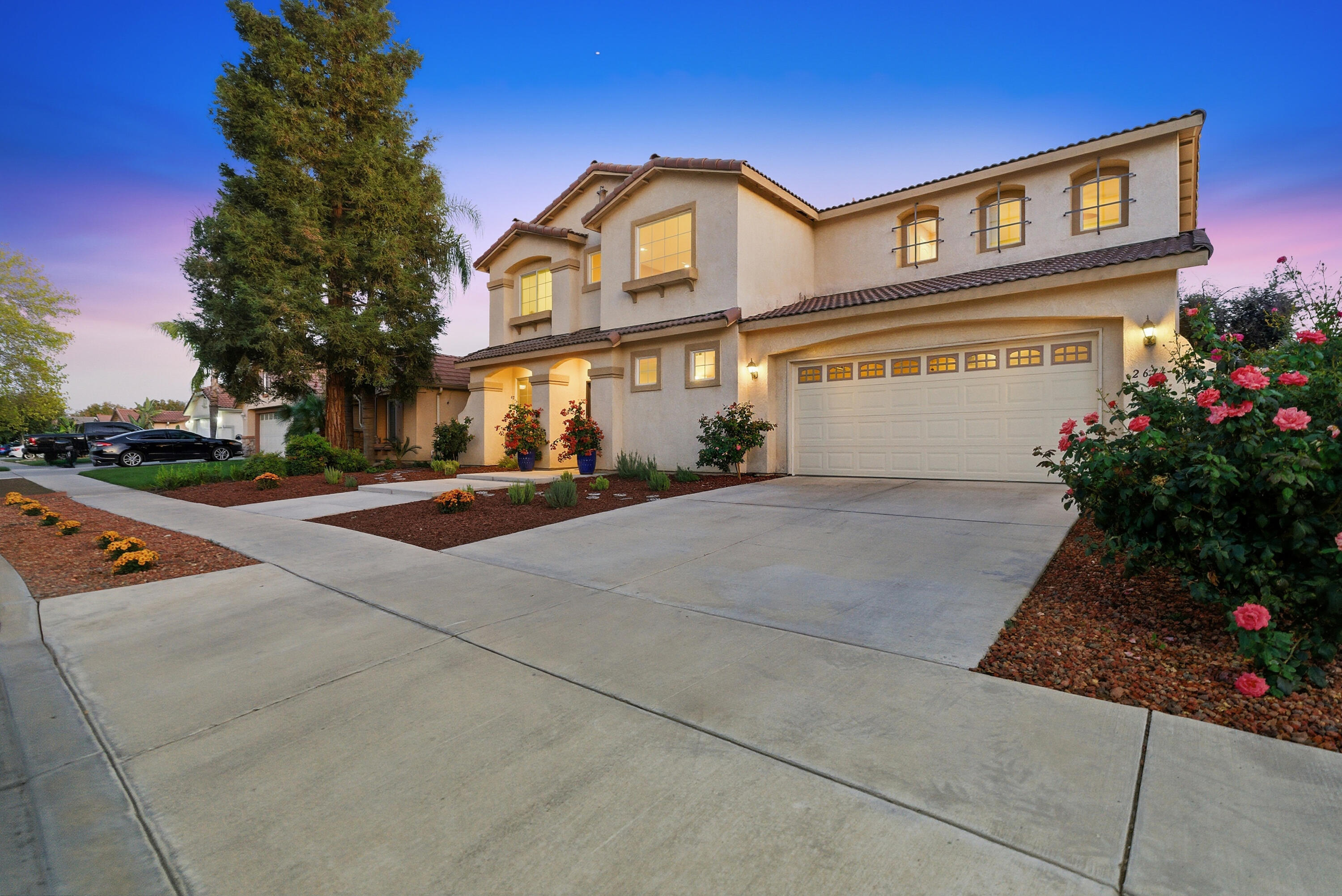 2671 Lakeridge Ave, Tulare, CA 93274