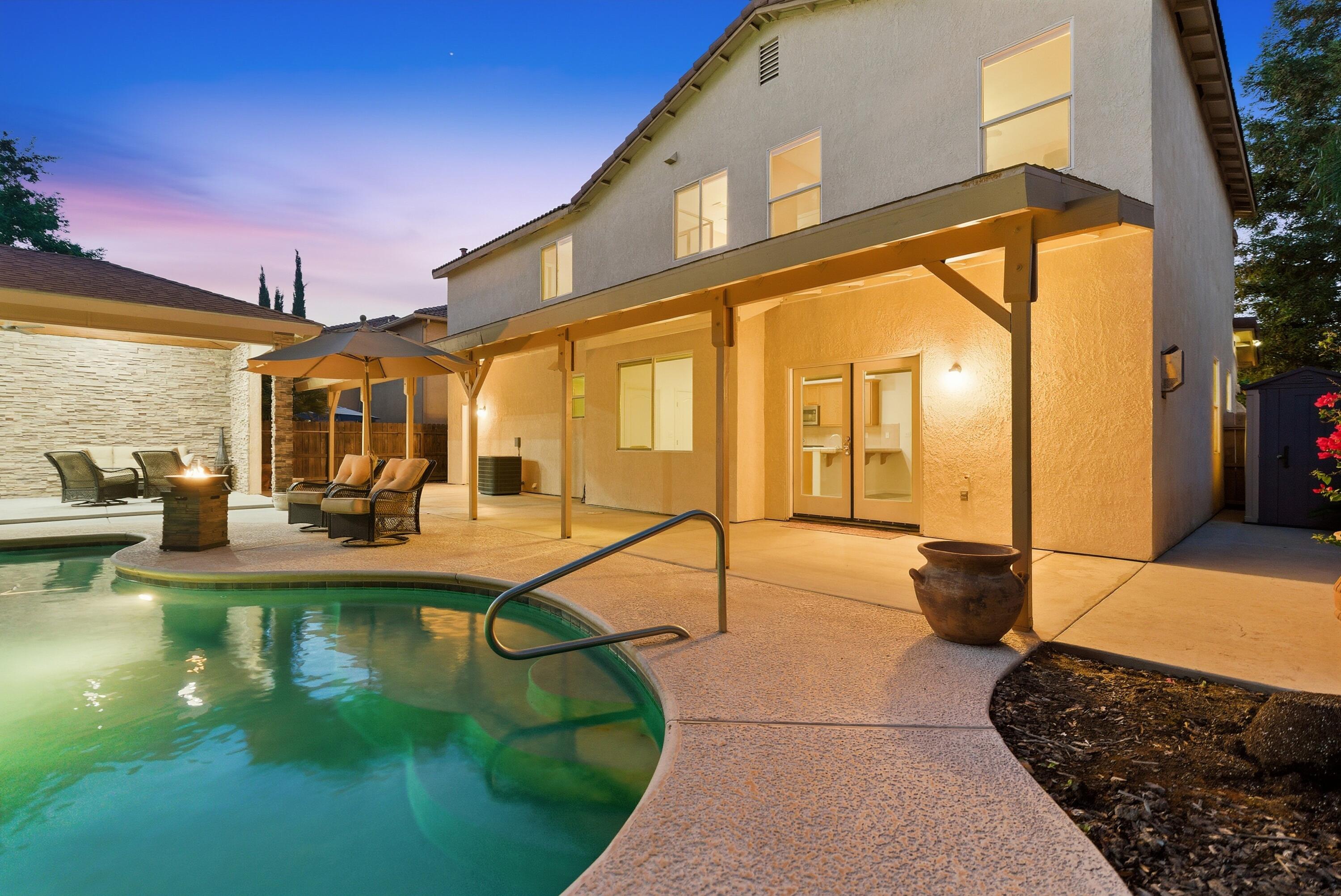 2671 Lakeridge Ave, Tulare, CA 93274