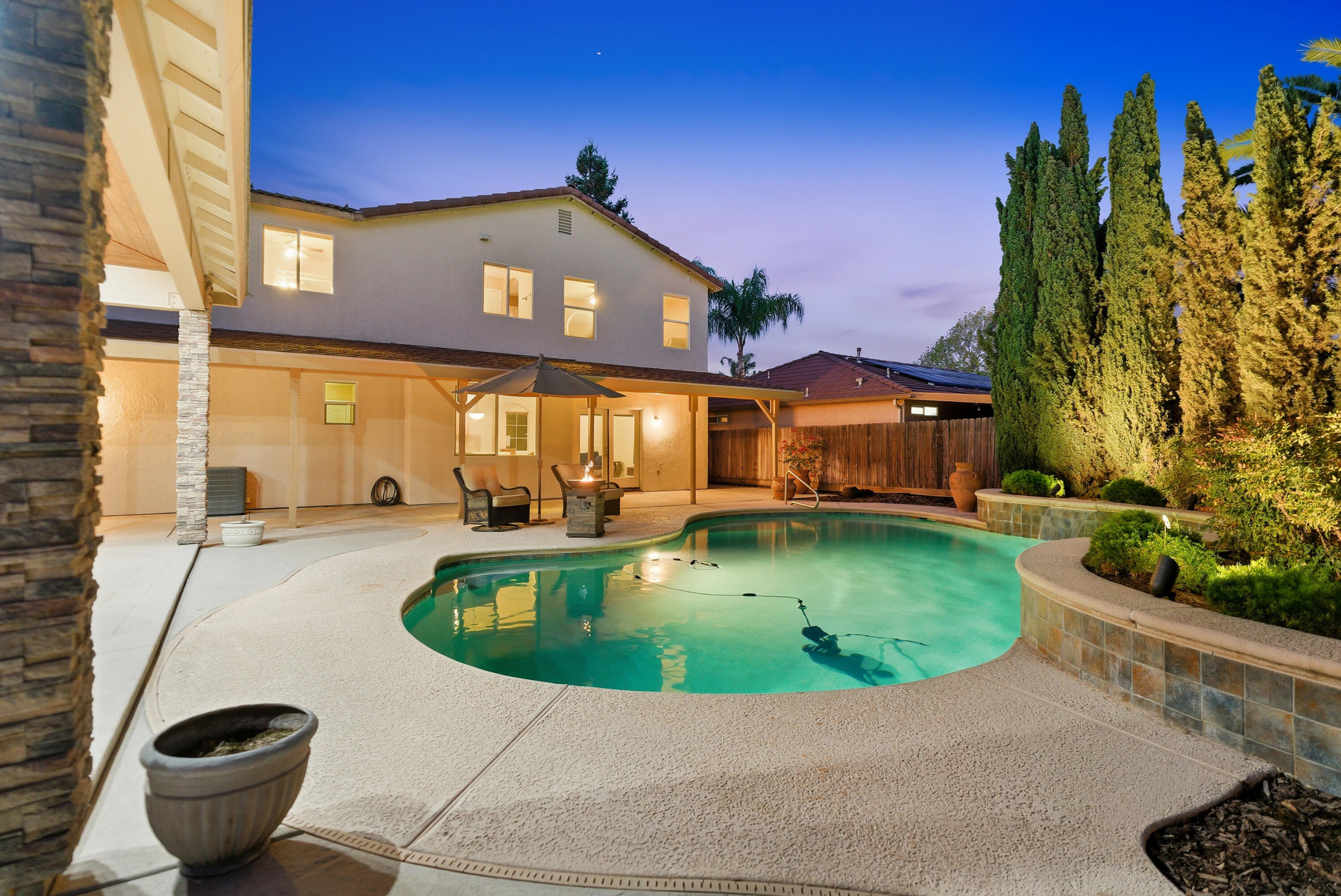 2671 Lakeridge Ave, Tulare, CA 93274