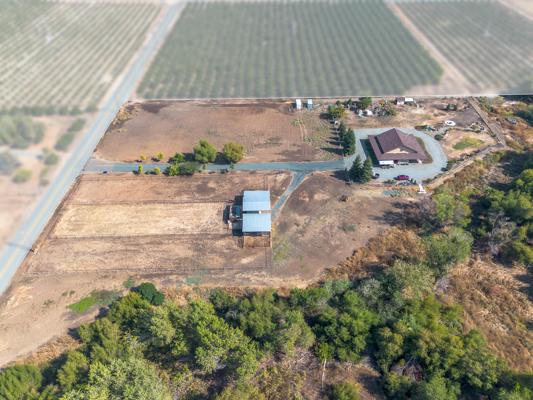 24279 Ave 224, Lindsay, CA 93247