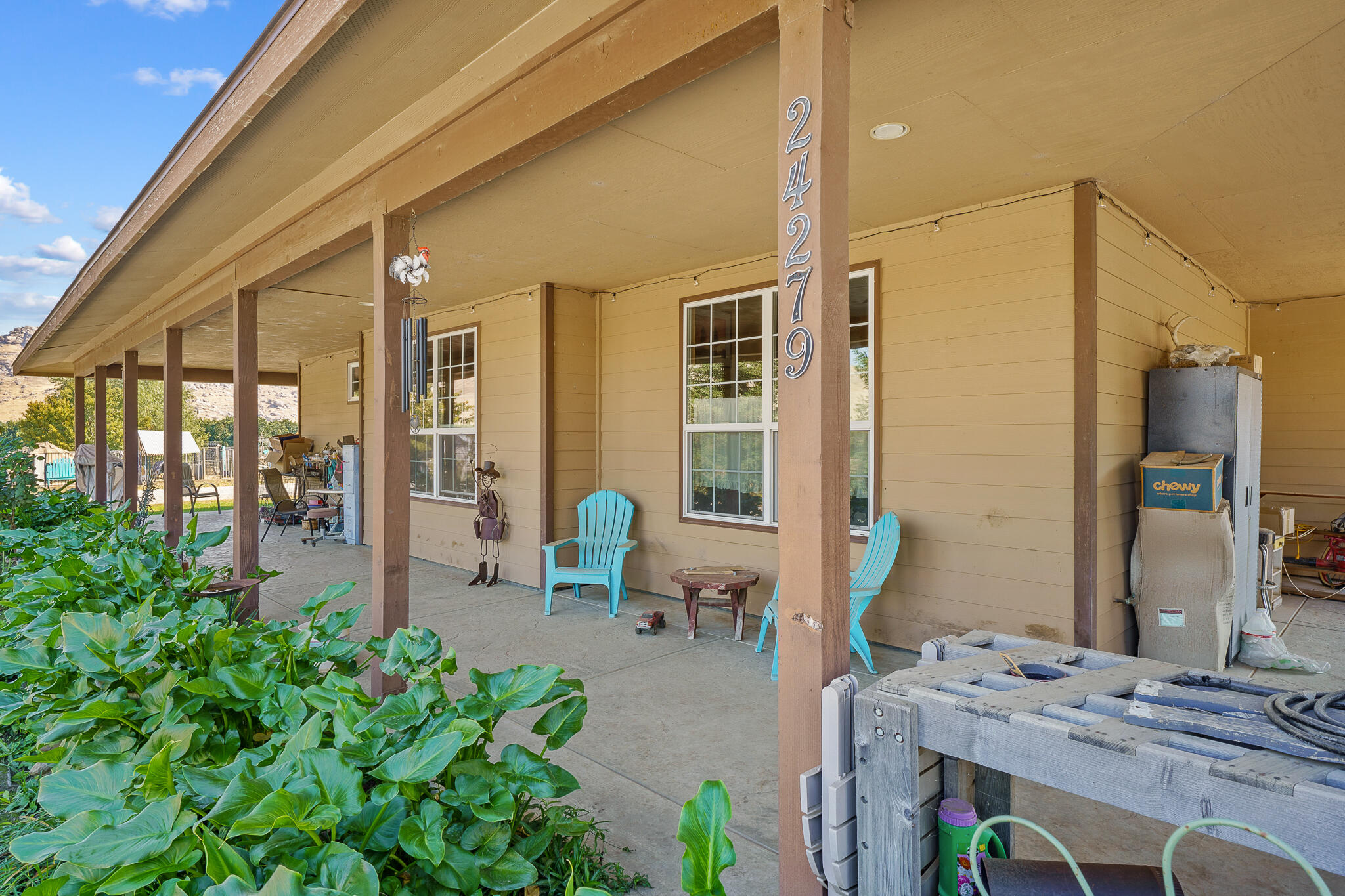 24279 Ave 224, Lindsay, CA 93247