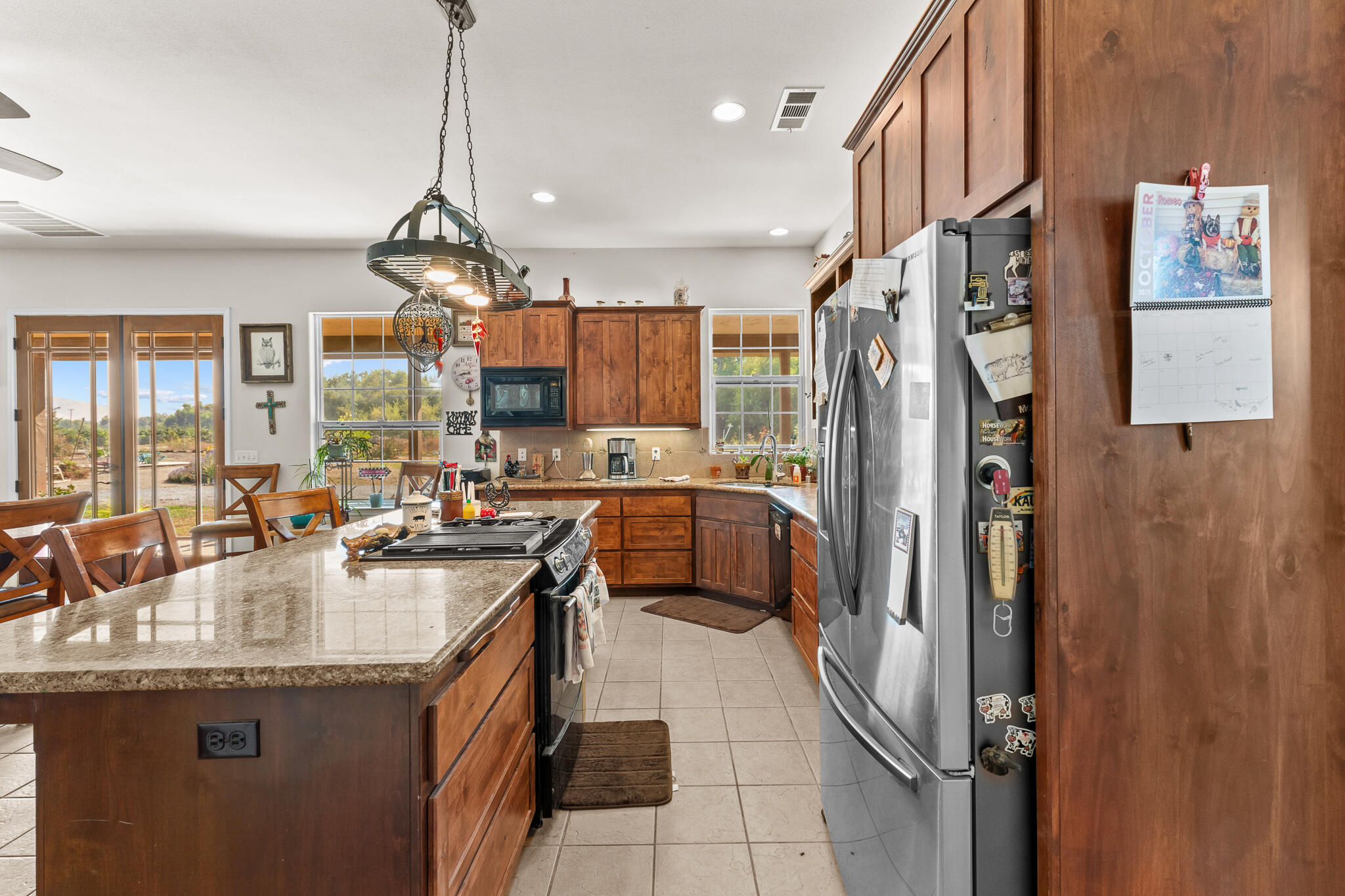 24279 Ave 224, Lindsay, CA 93247