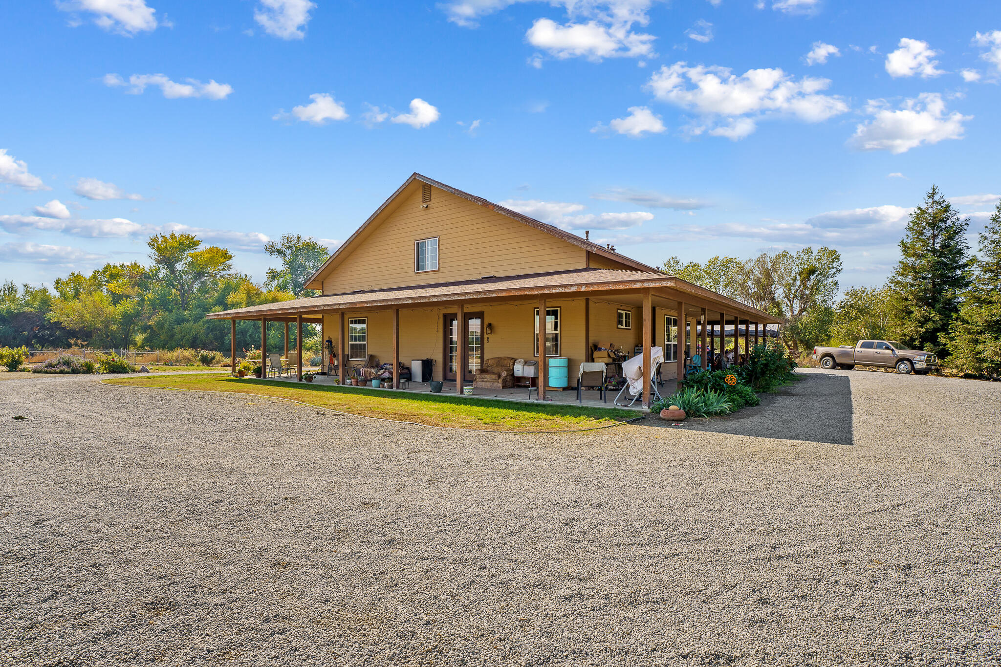 24279 Ave 224, Lindsay, CA 93247