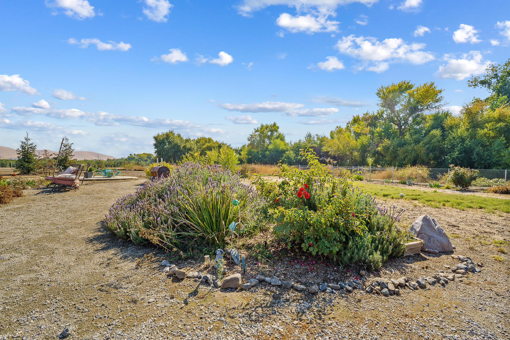 24279 Ave 224, Lindsay, CA 93247