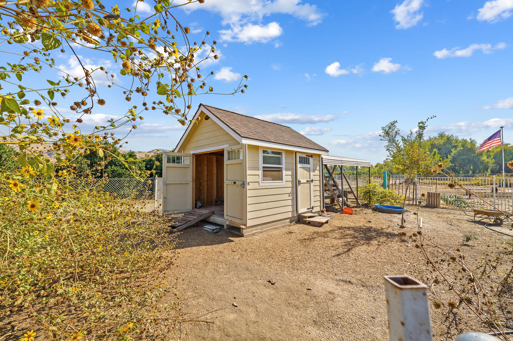 24279 Ave 224, Lindsay, CA 93247