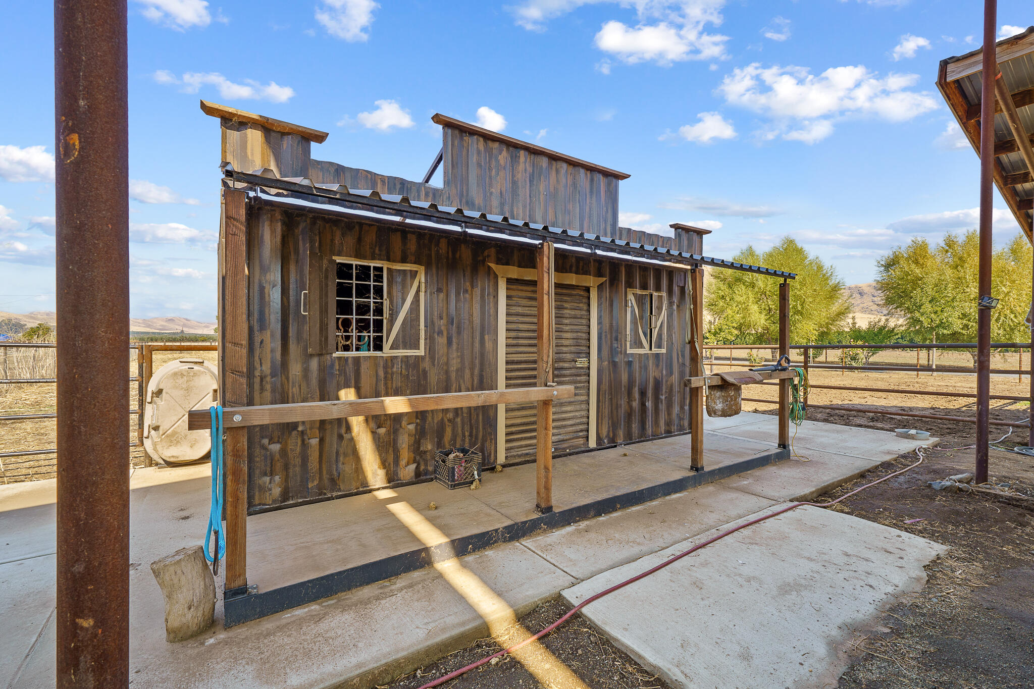 24279 Ave 224, Lindsay, CA 93247