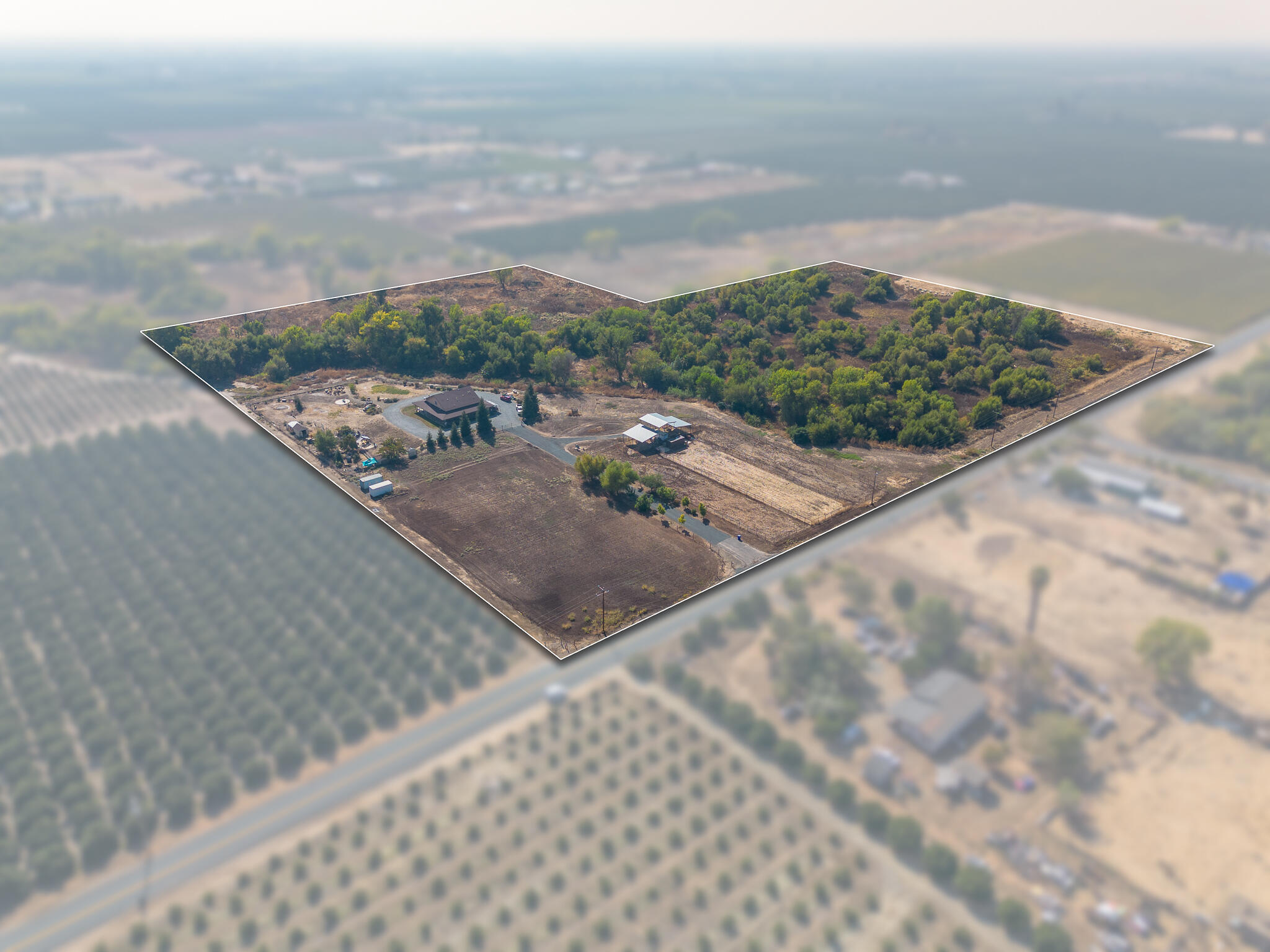 24279 Ave 224, Lindsay, CA 93247