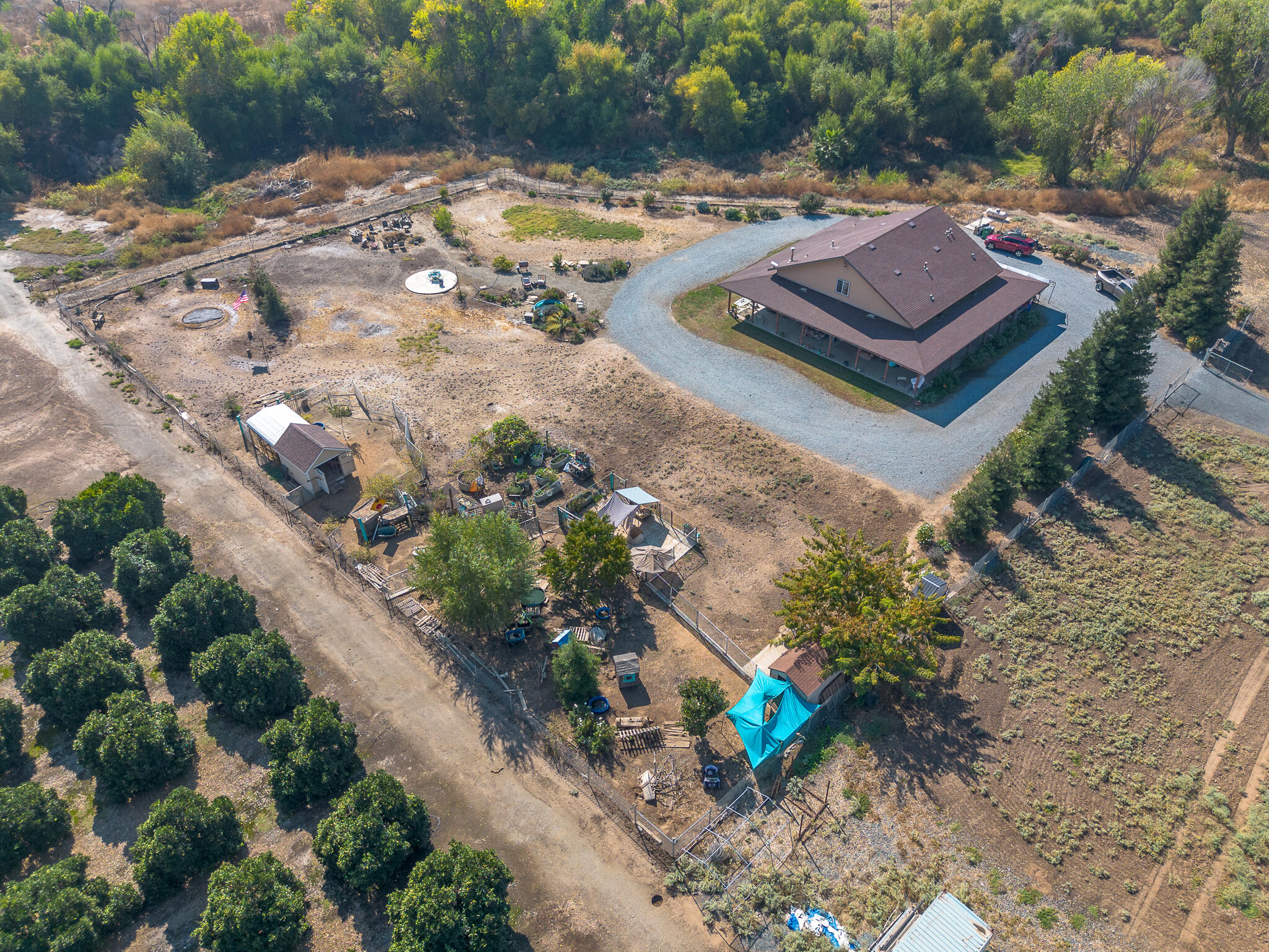 24279 Ave 224, Lindsay, CA 93247