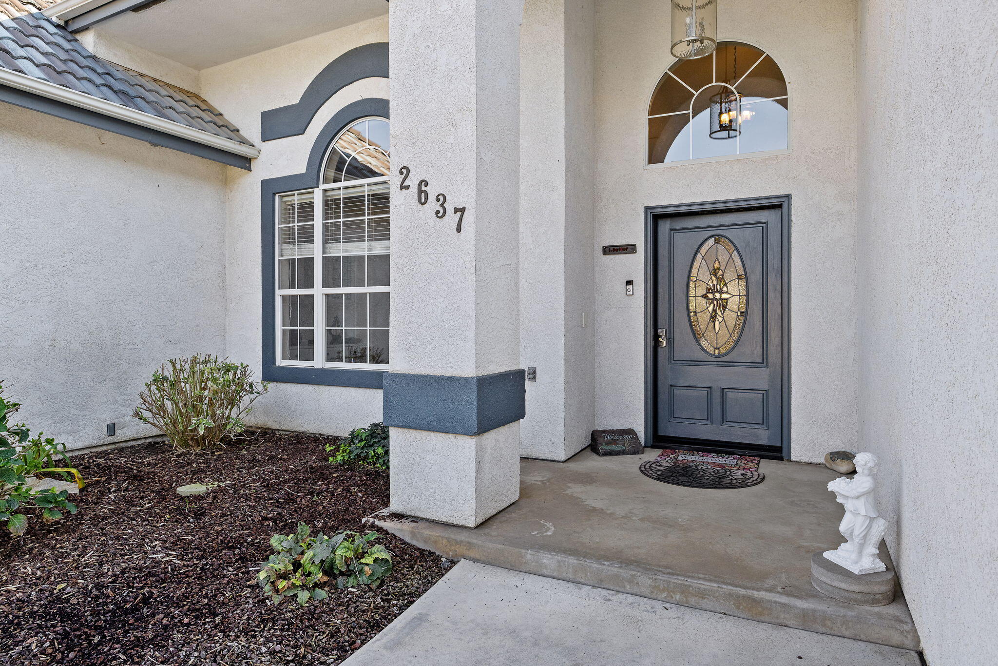 2637 E Laura Ct, Visalia, CA 93292