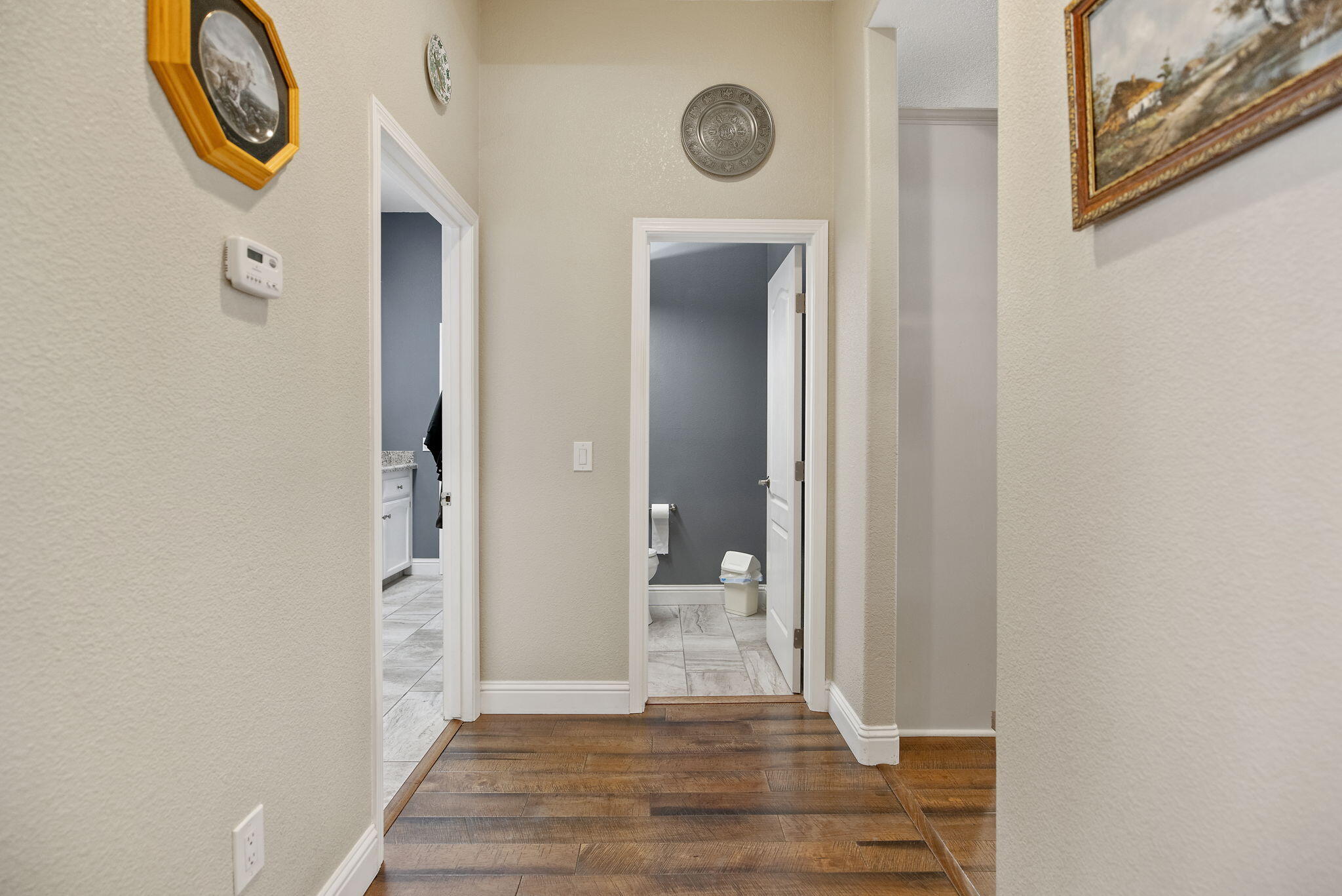 2637 E Laura Ct, Visalia, CA 93292