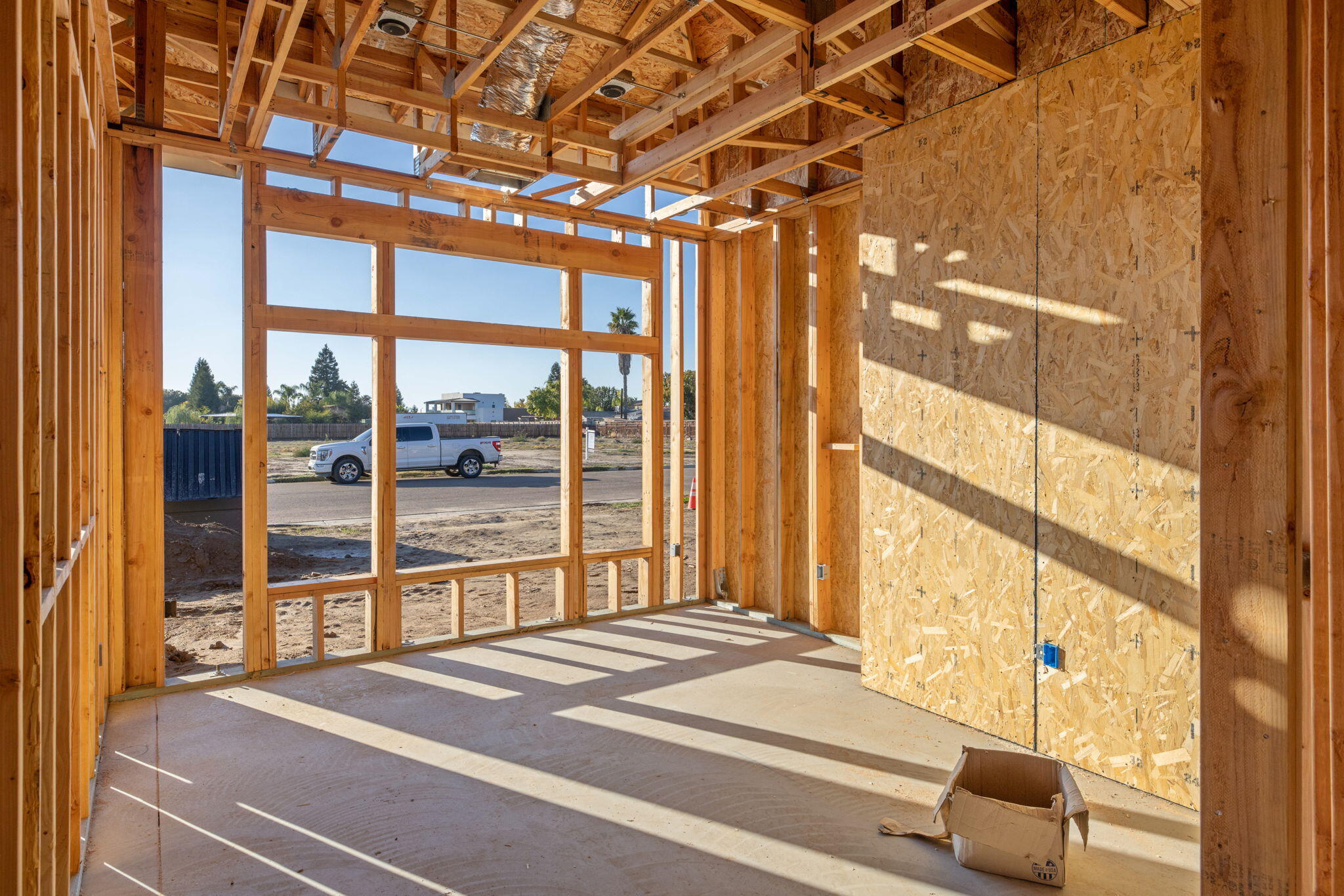 4250 S Silvervale St, Visalia, CA 93277