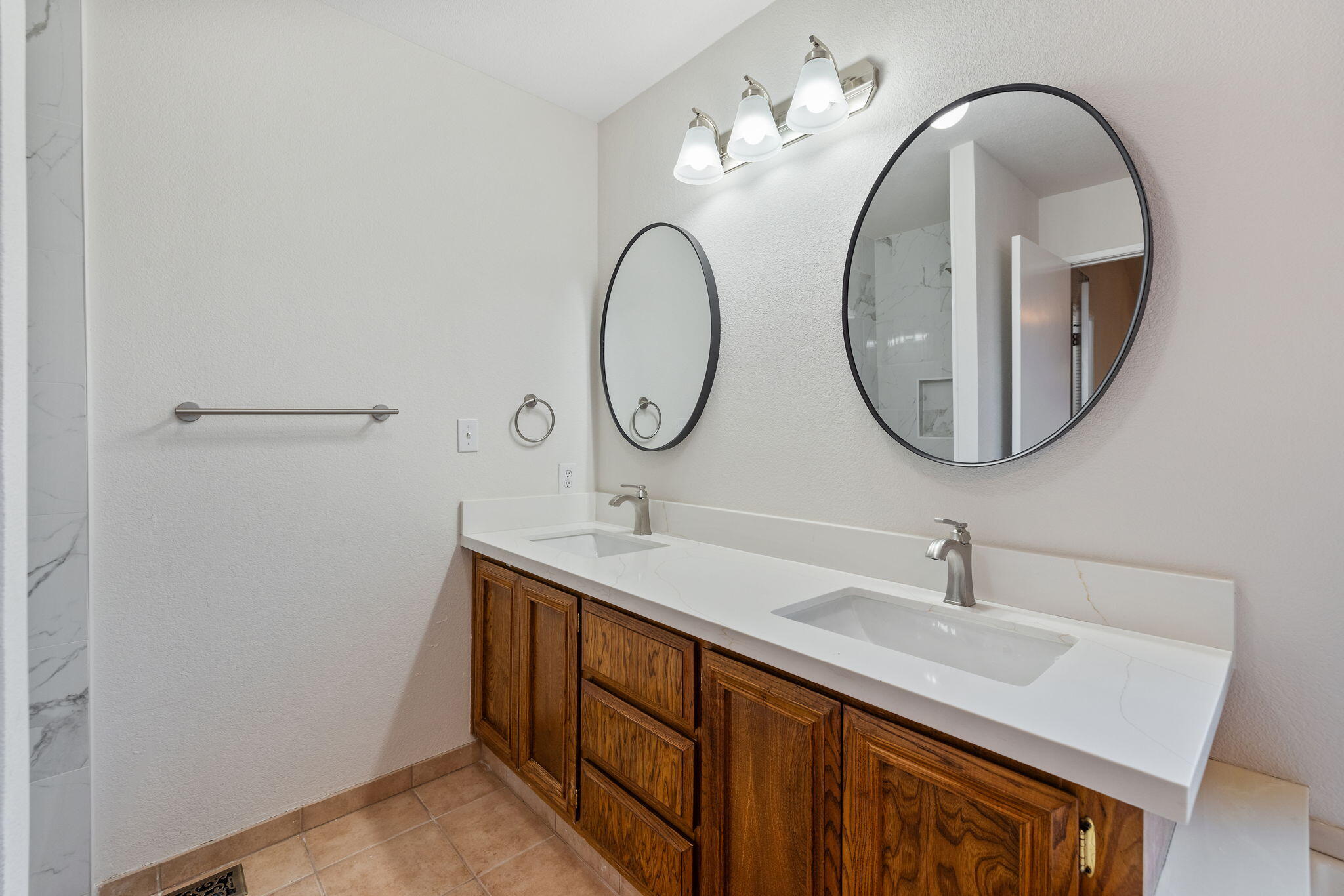 4626 S Verde Vista St, Visalia, CA 93277