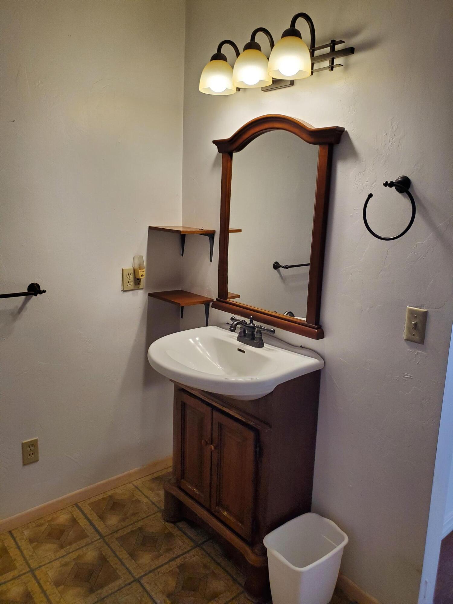 42555 Bear Creek Rd, Springville, CA 93265