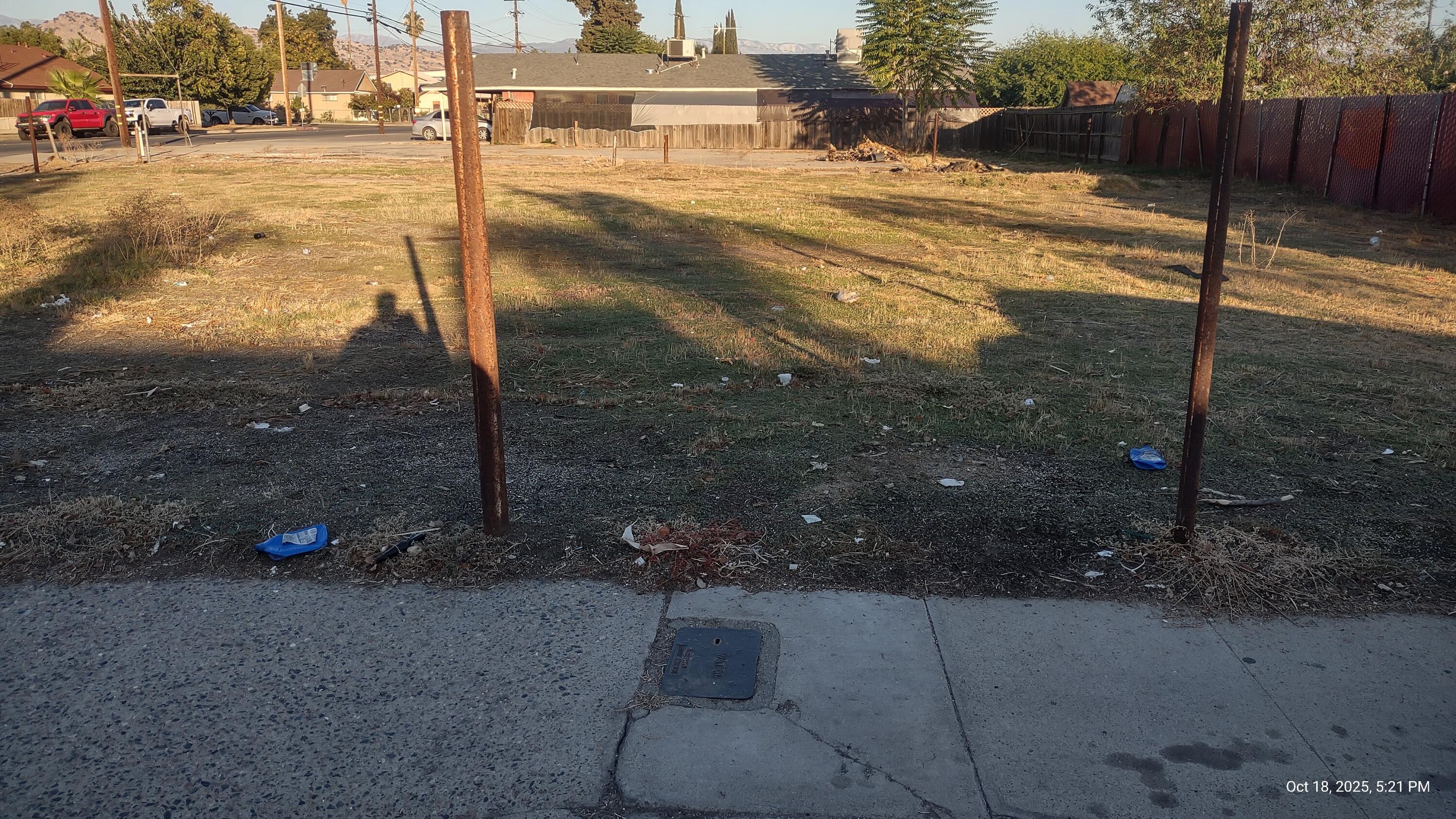 249 W W Orange Ave, Porterville, CA 93257