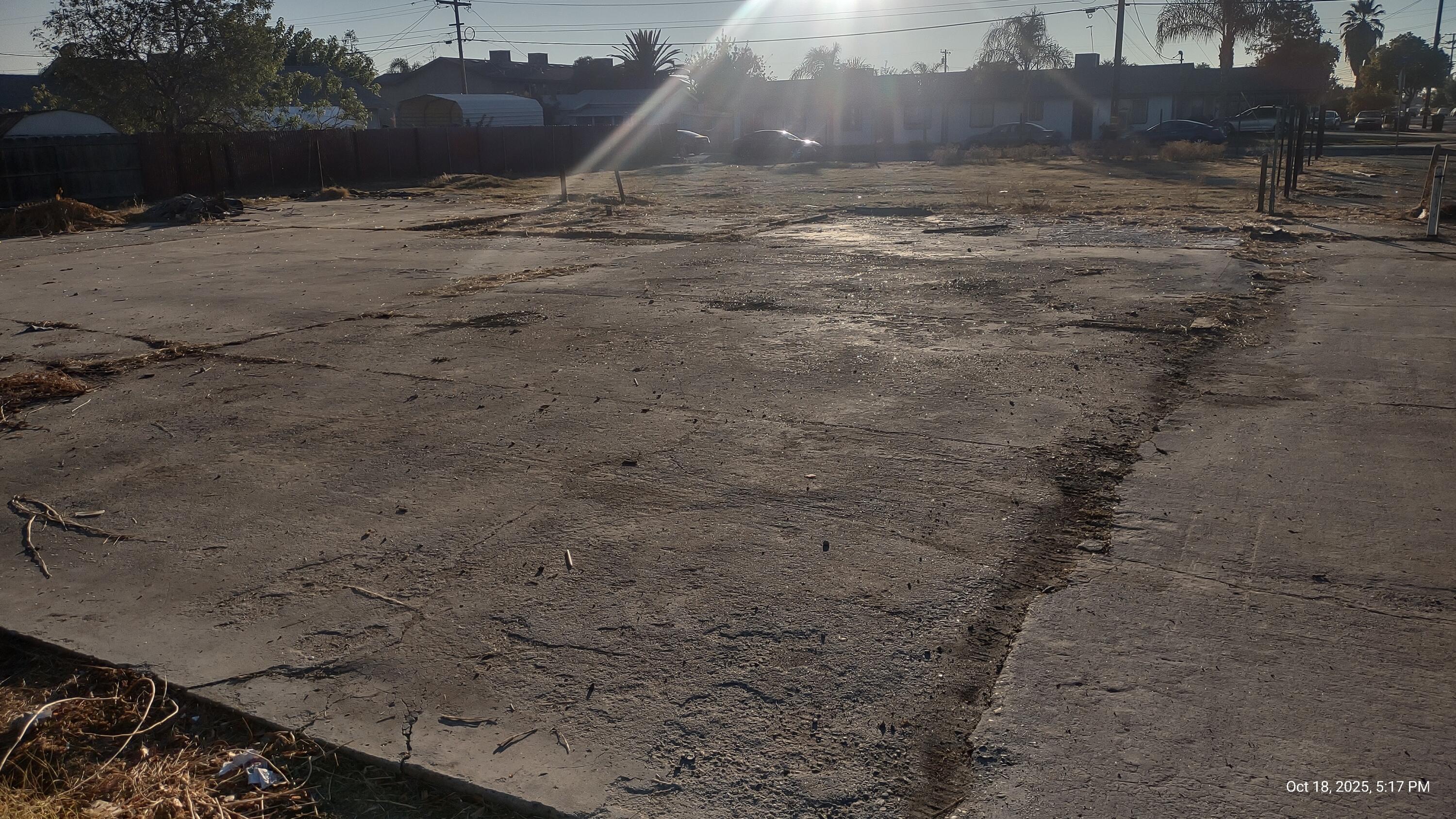 249 W W Orange Ave, Porterville, CA 93257