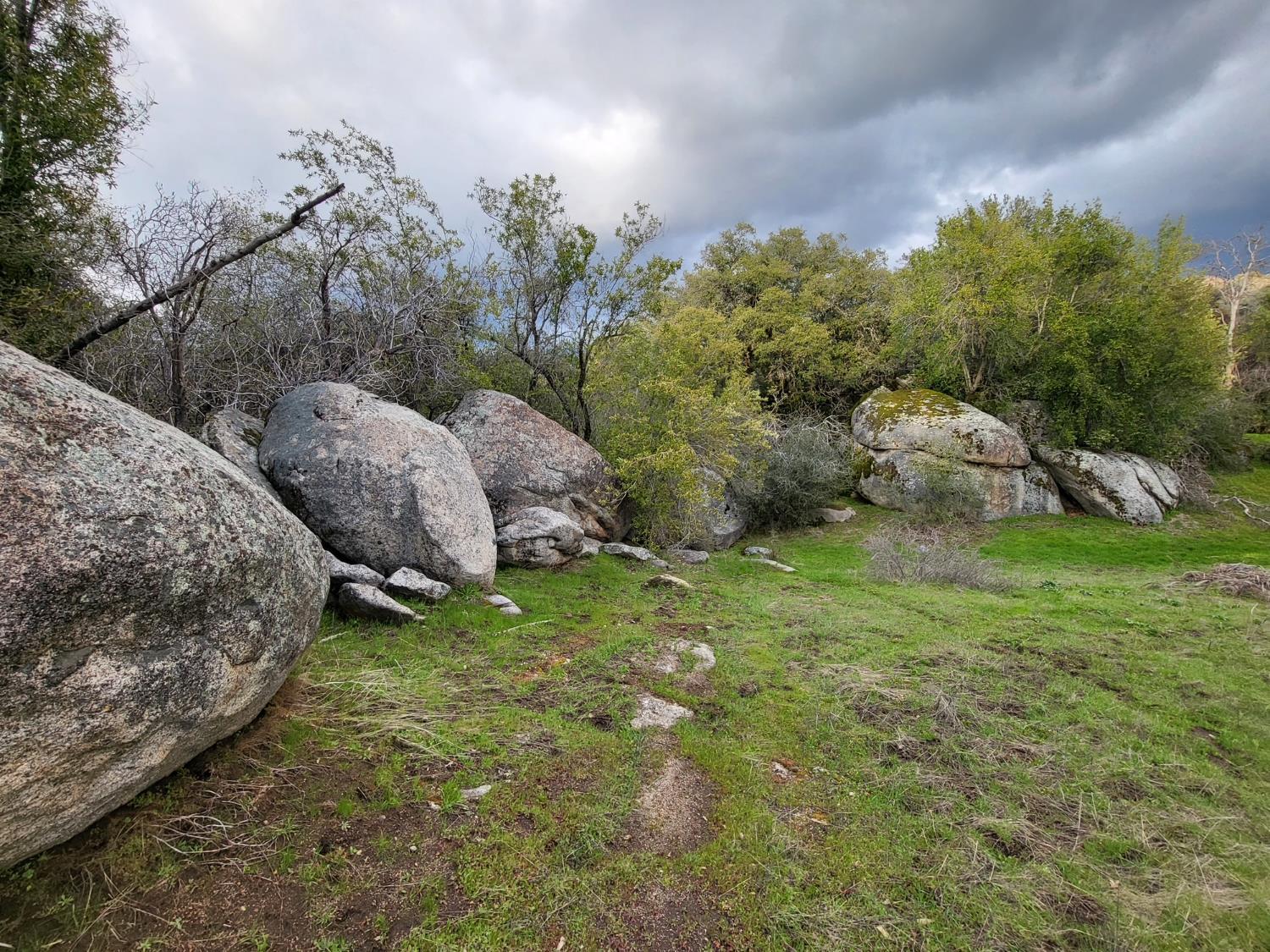 44001 Dunlap Rd, Yokuts Valley, CA 93675