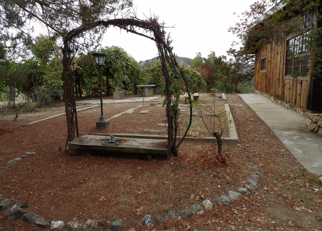 44001 Dunlap Rd, Yokuts Valley, CA 93675