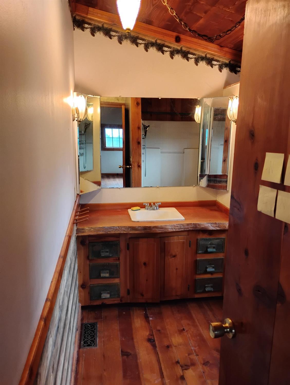 44001 Dunlap Rd, Yokuts Valley, CA 93675