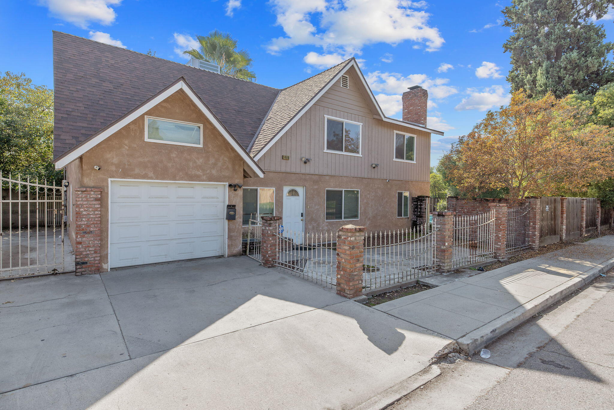 1408 N Park St, Visalia, CA 93291