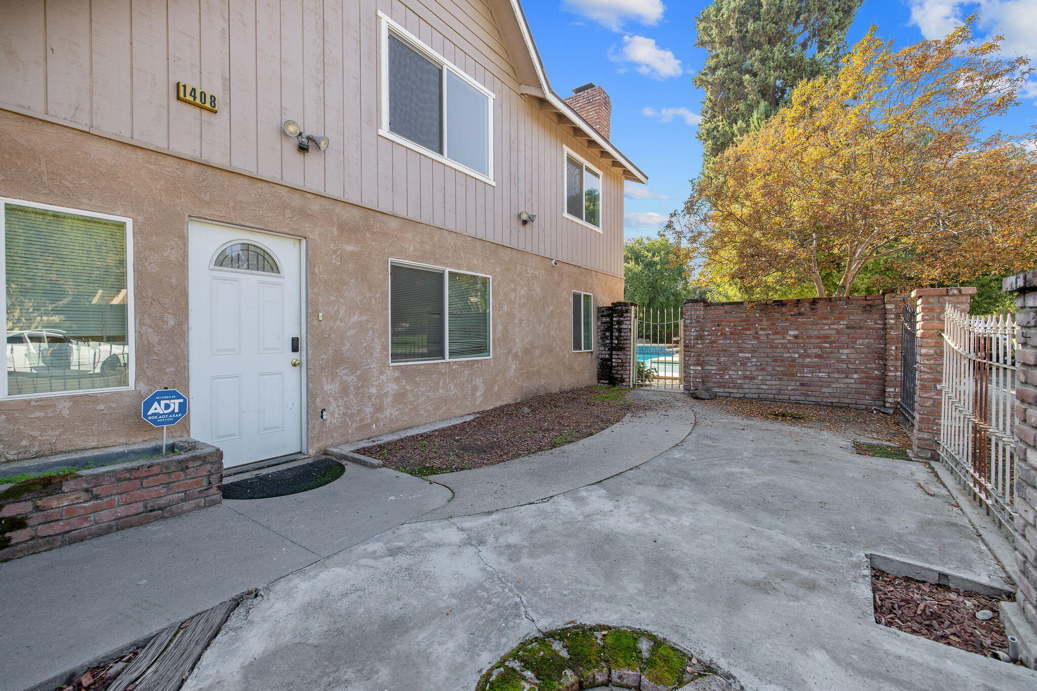 1408 N Park St, Visalia, CA 93291