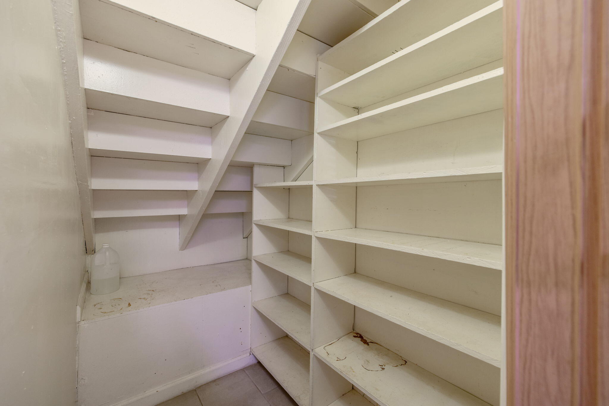 1408 N Park St, Visalia, CA 93291