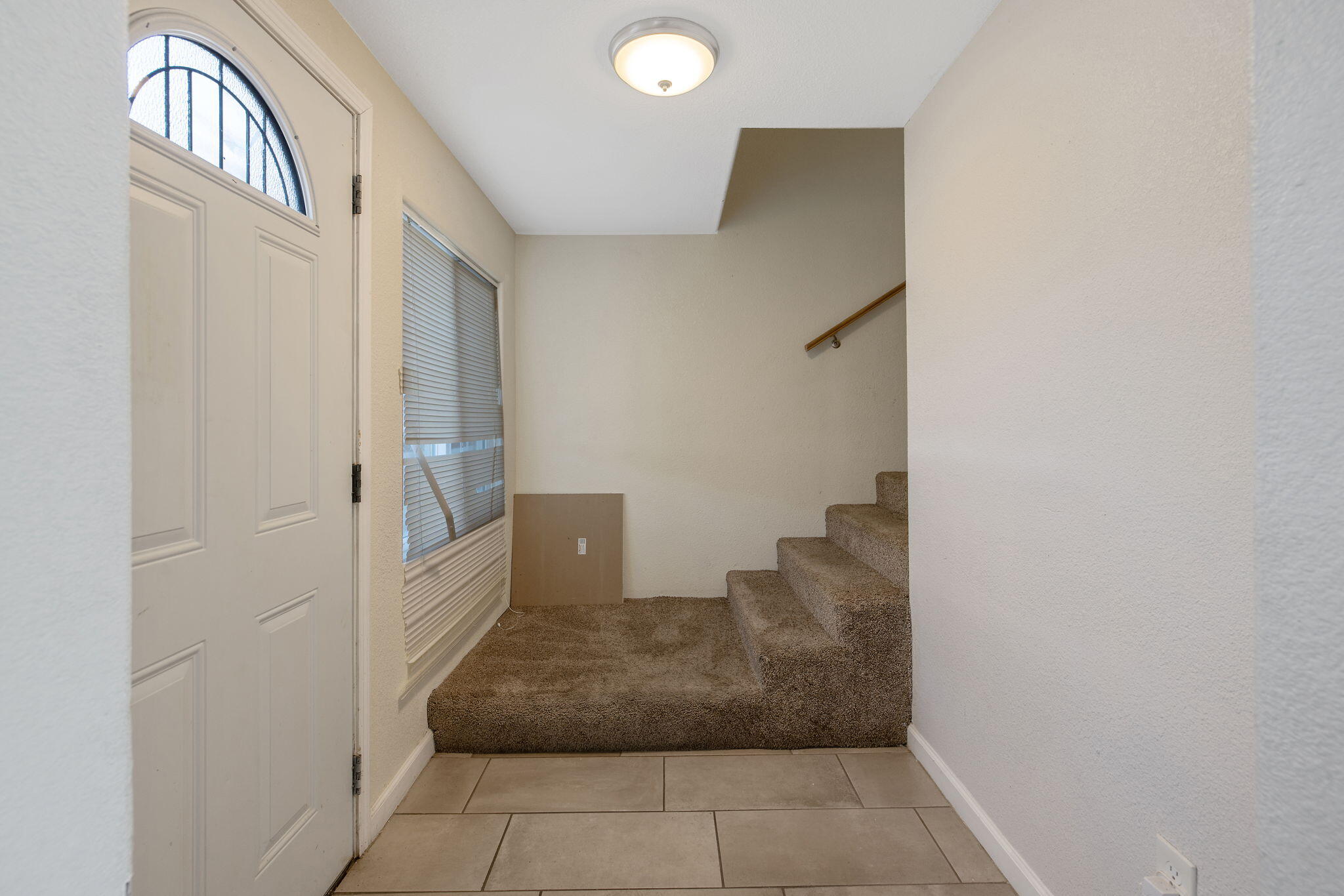 1408 N Park St, Visalia, CA 93291