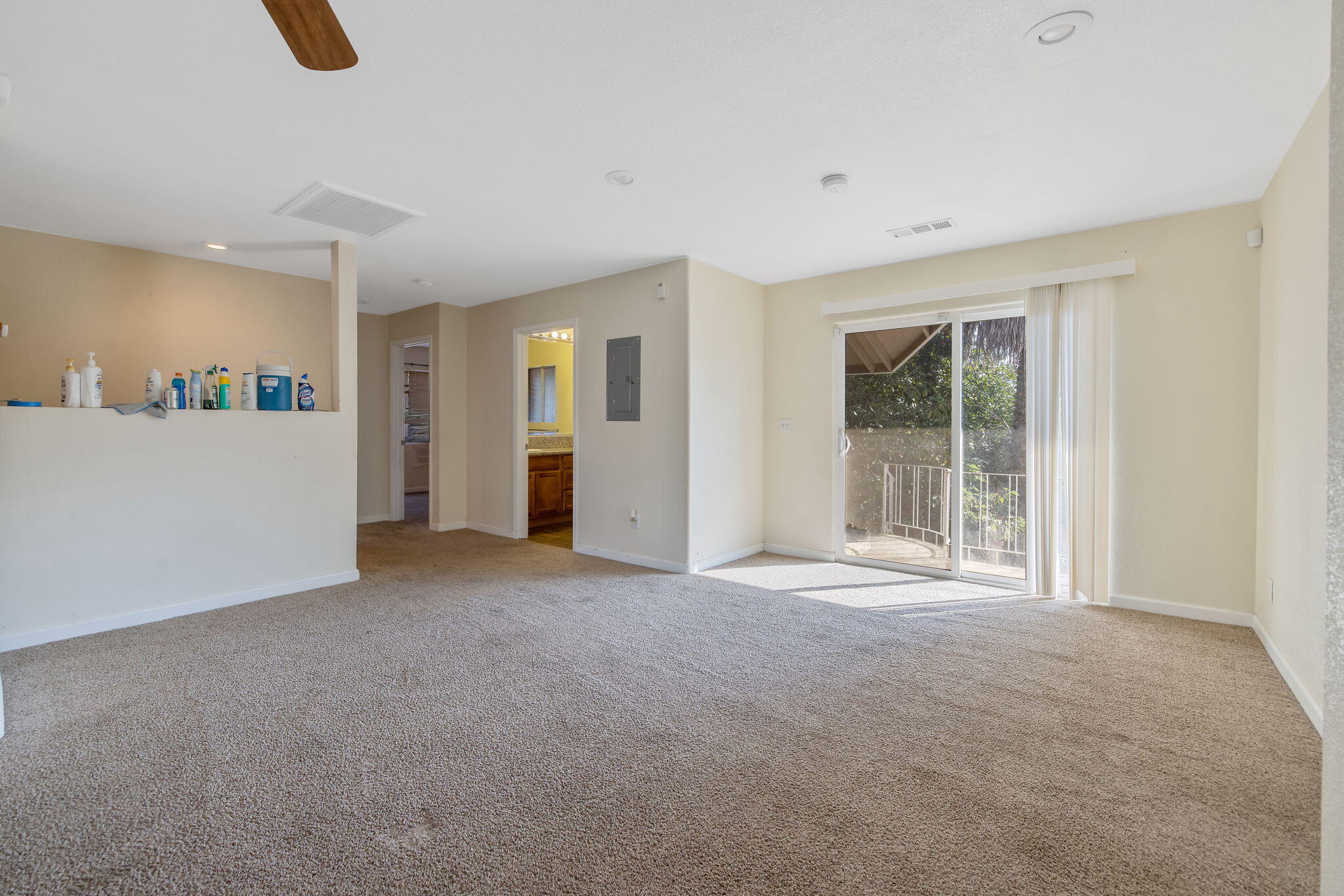 1408 N Park St, Visalia, CA 93291