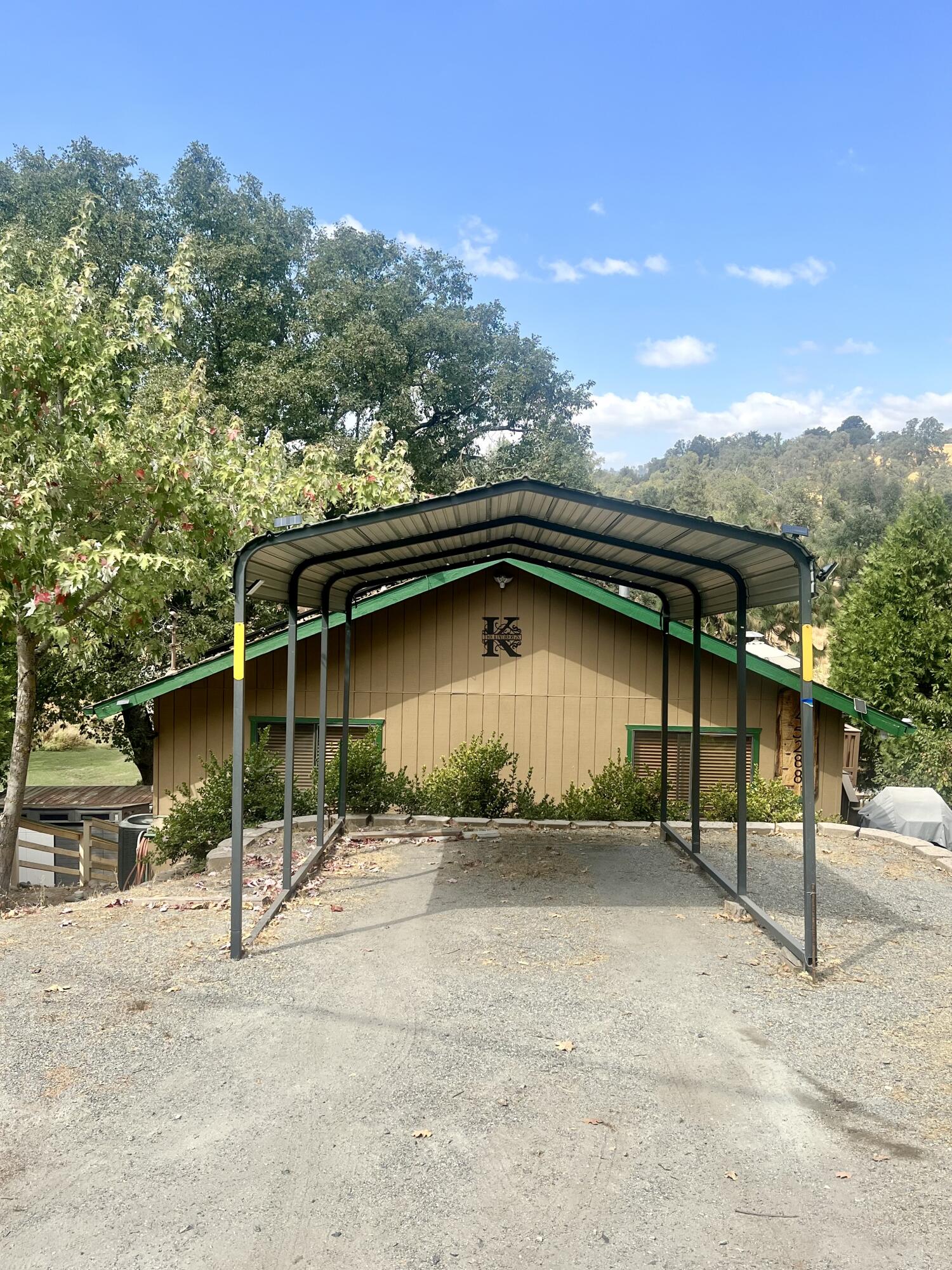 45288 Manter Meadow Rd, California Hot Springs, CA 93207
