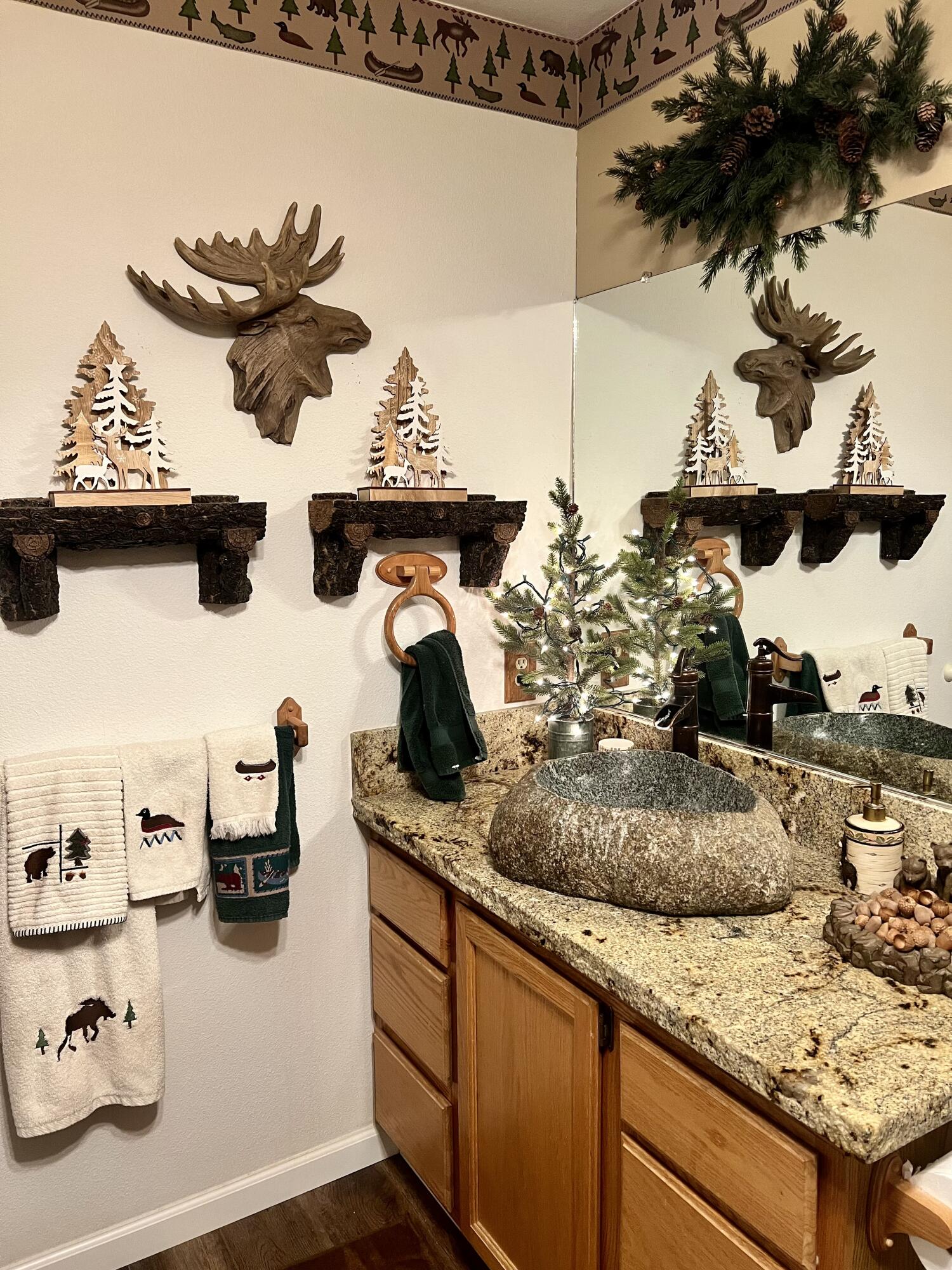 45288 Manter Meadow Rd, California Hot Springs, CA 93207