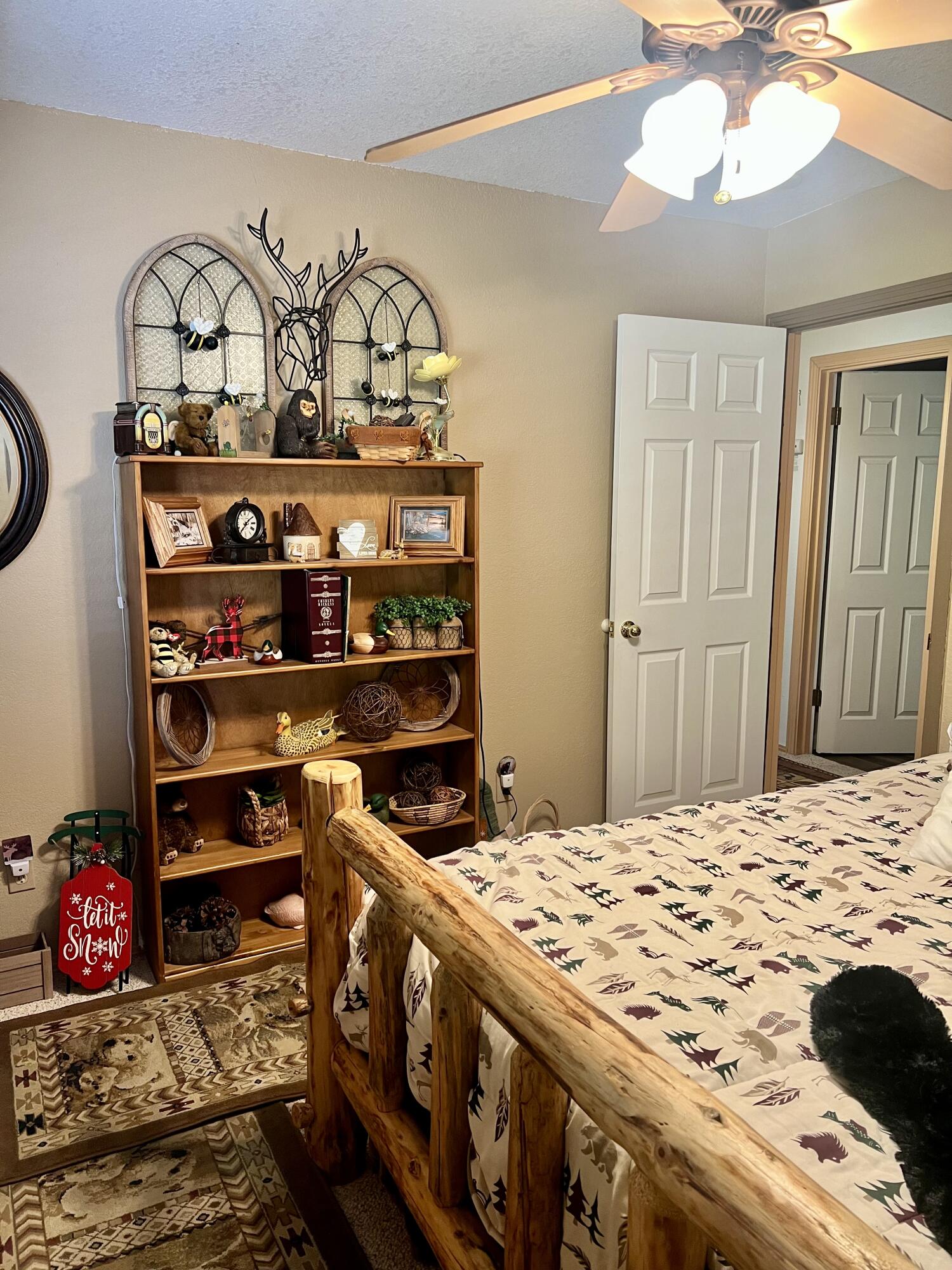 45288 Manter Meadow Rd, California Hot Springs, CA 93207