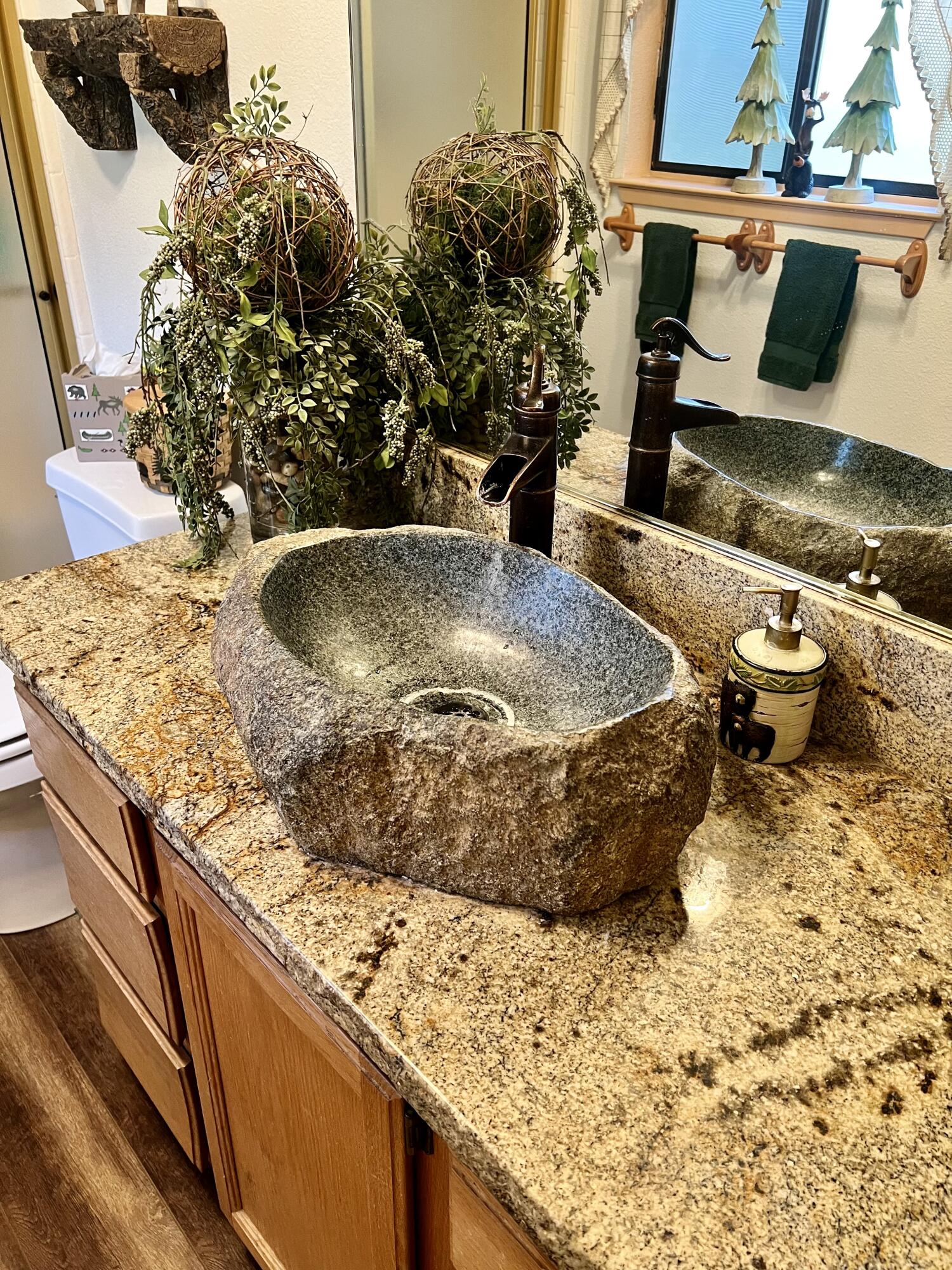 45288 Manter Meadow Rd, California Hot Springs, CA 93207