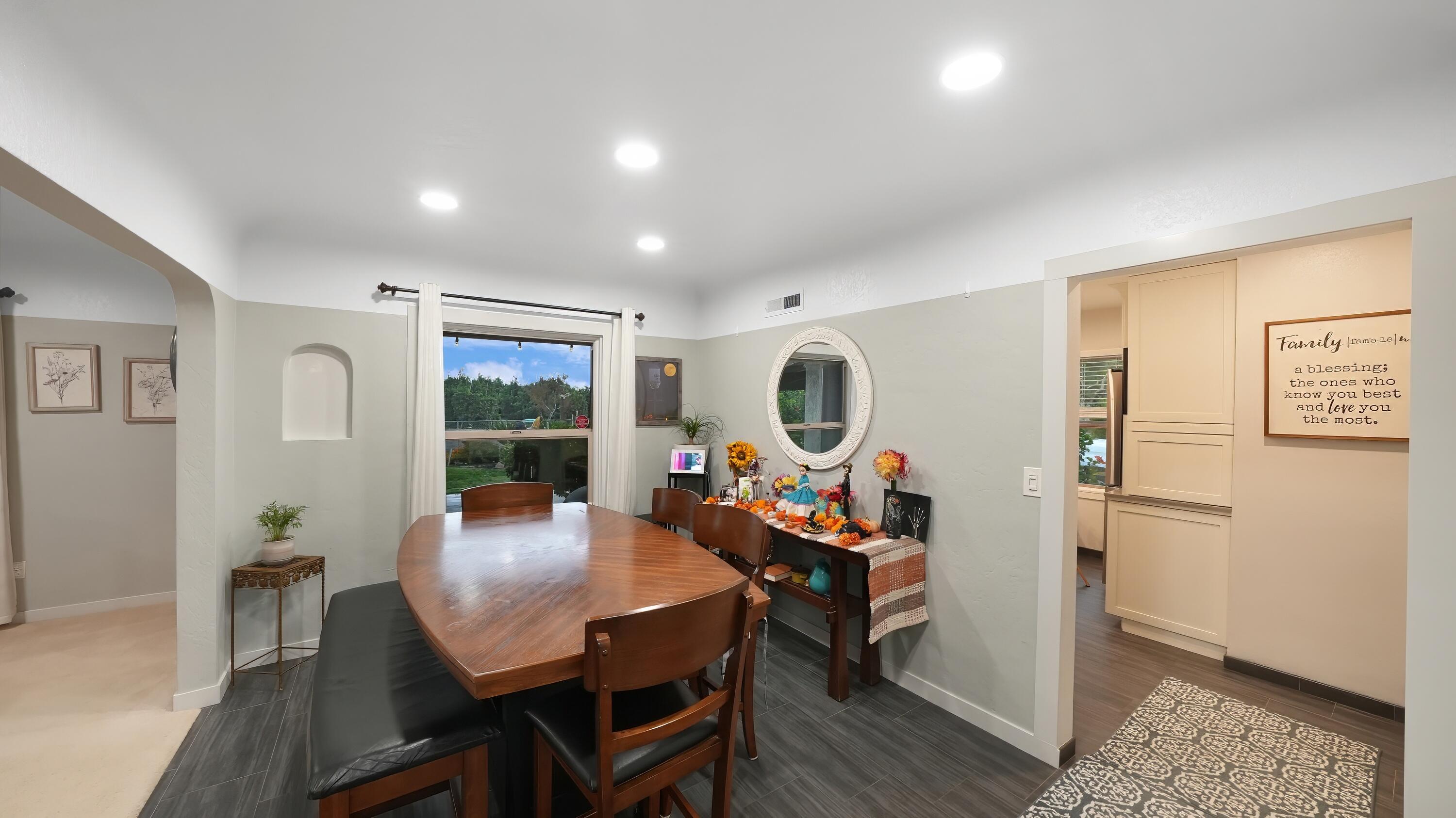 651 S Cornucopia Rd, Exeter, CA 93221