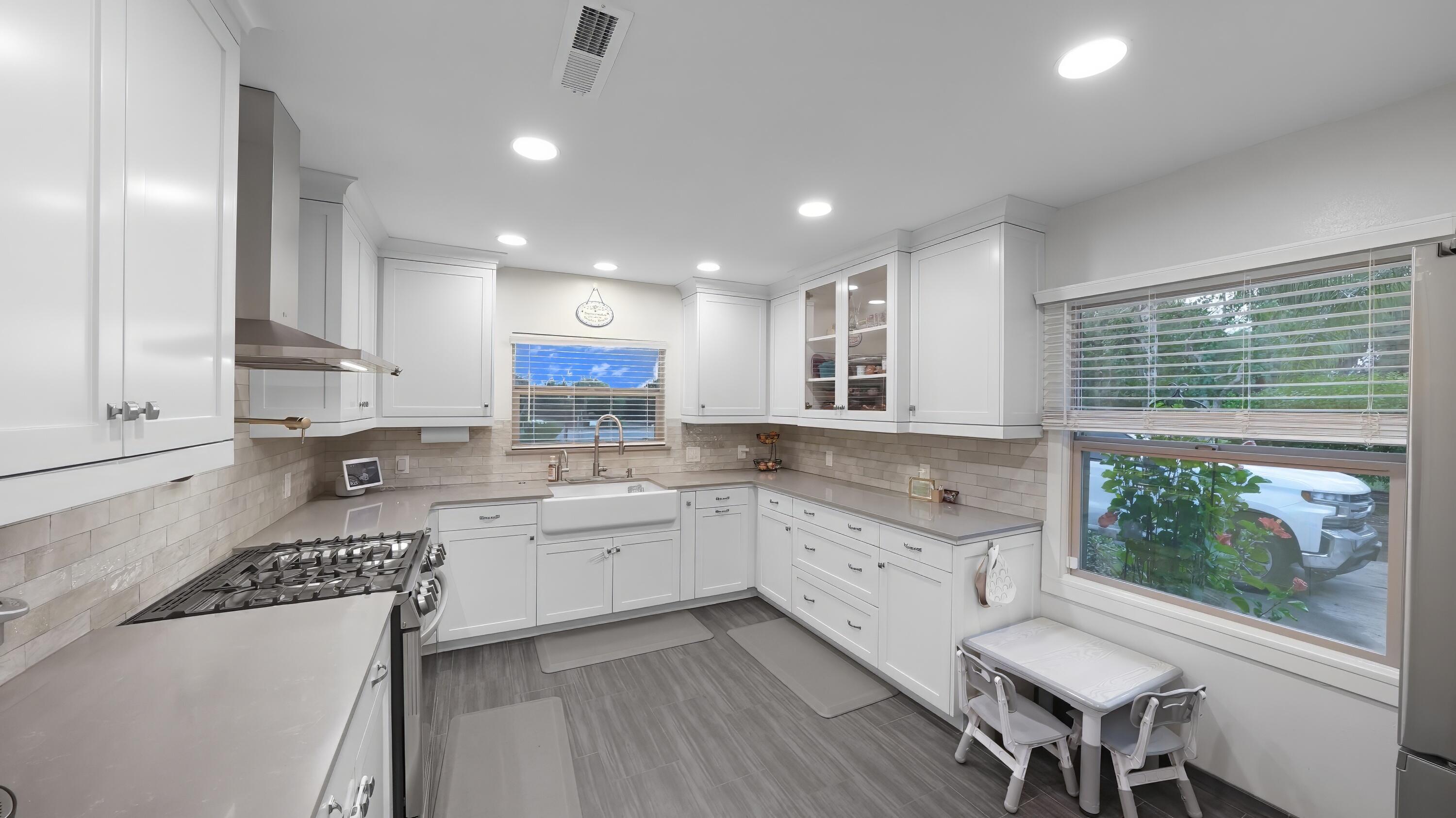 651 S Cornucopia Rd, Exeter, CA 93221