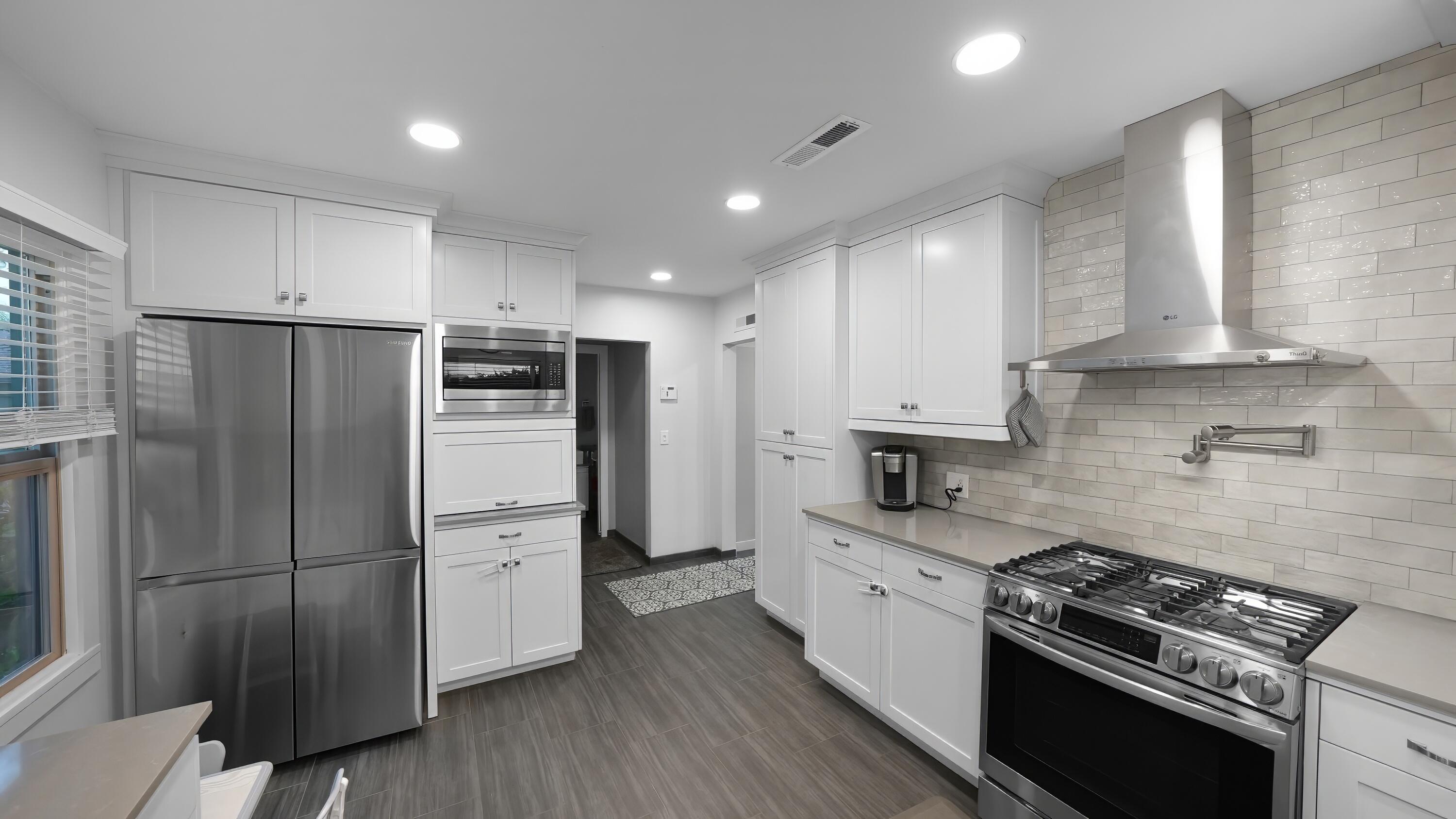 651 S Cornucopia Rd, Exeter, CA 93221