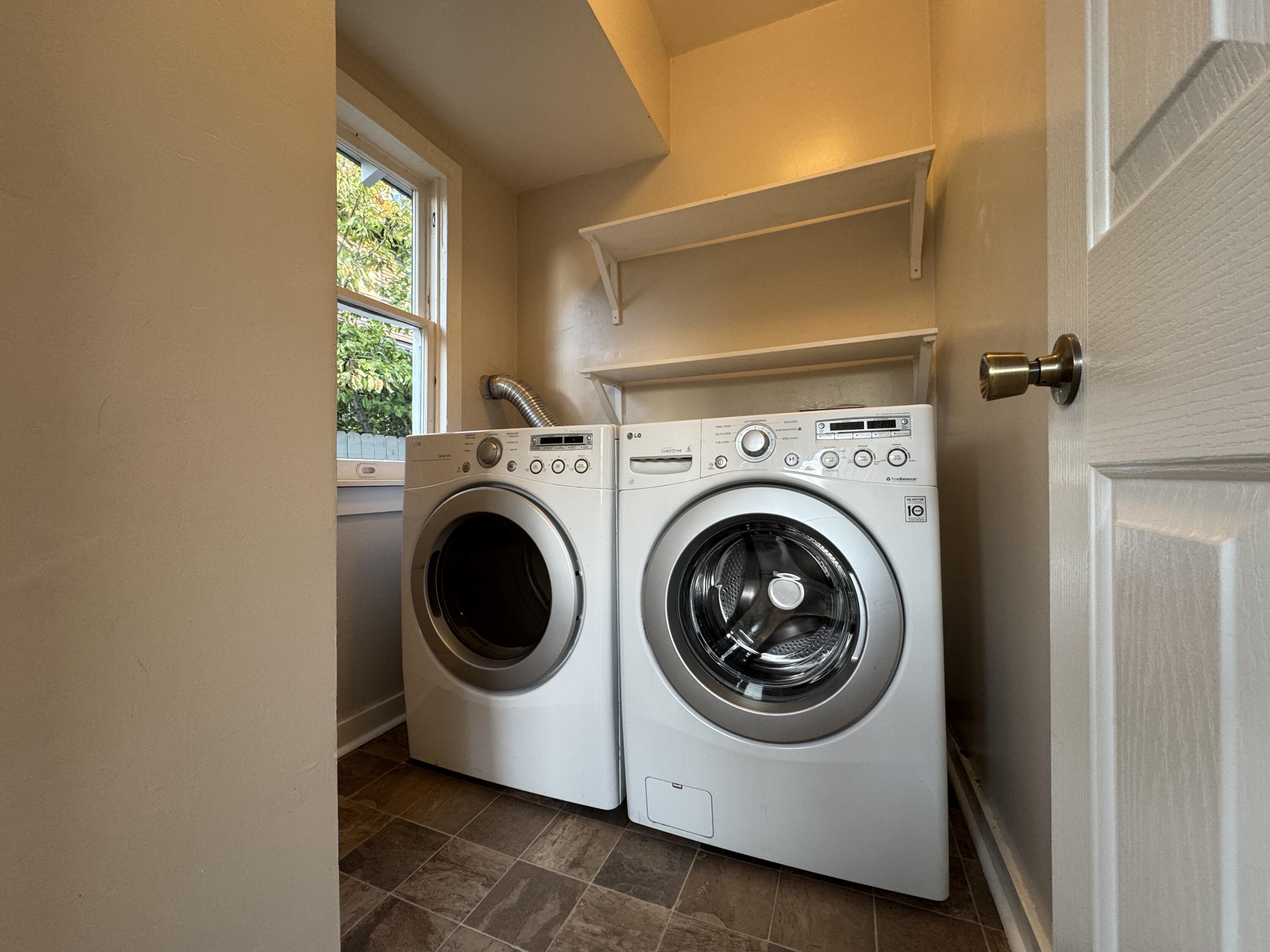 523 N Locust St, Visalia, CA 93291