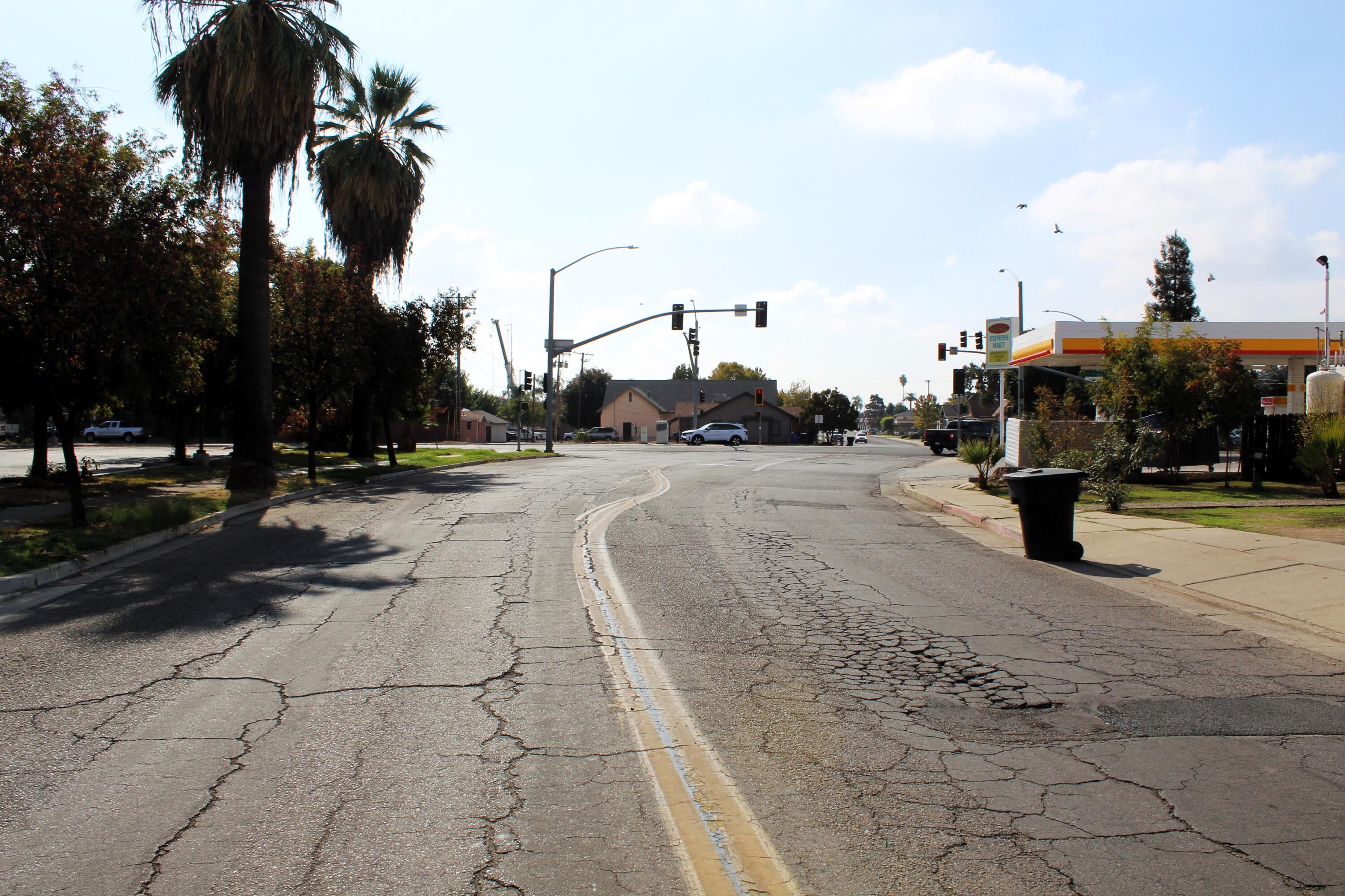 431 N Sunnyside St, Porterville, CA 93257