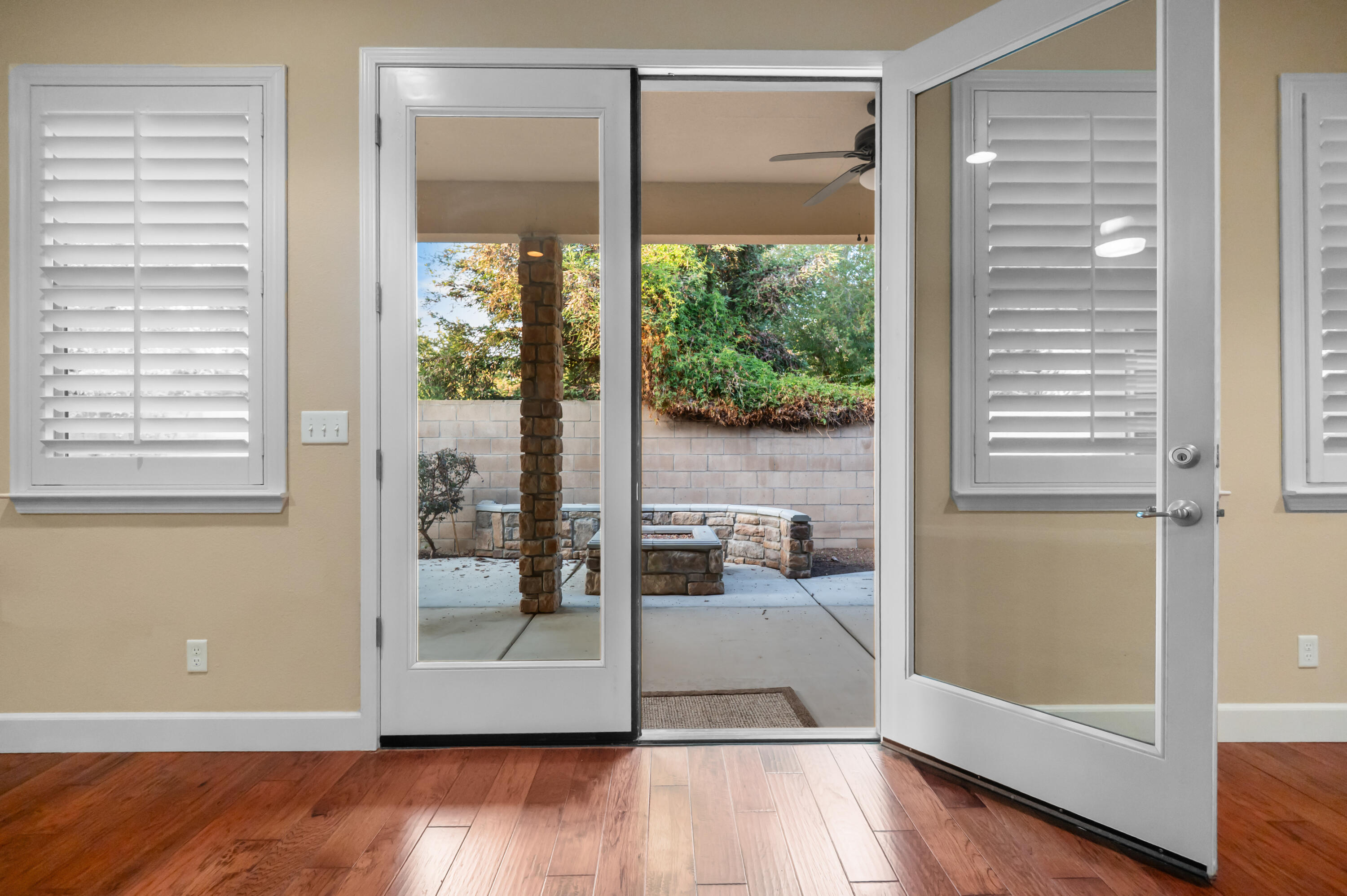 5512 W Orchard Ave, Visalia, CA 93277