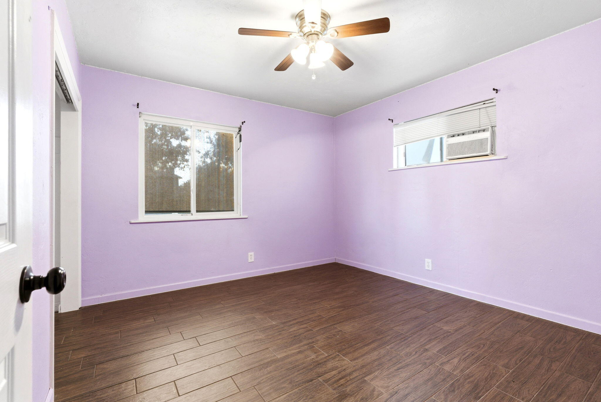 2422 S West St, Visalia, CA 93277