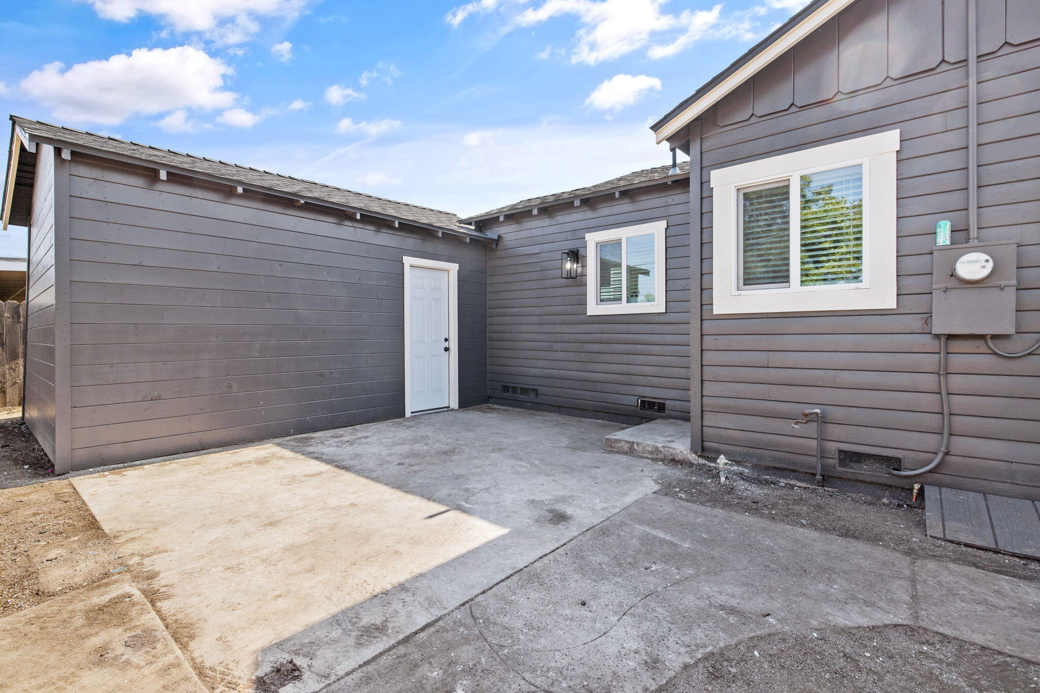 620 Mariposa Ave, Tulare, CA 93274