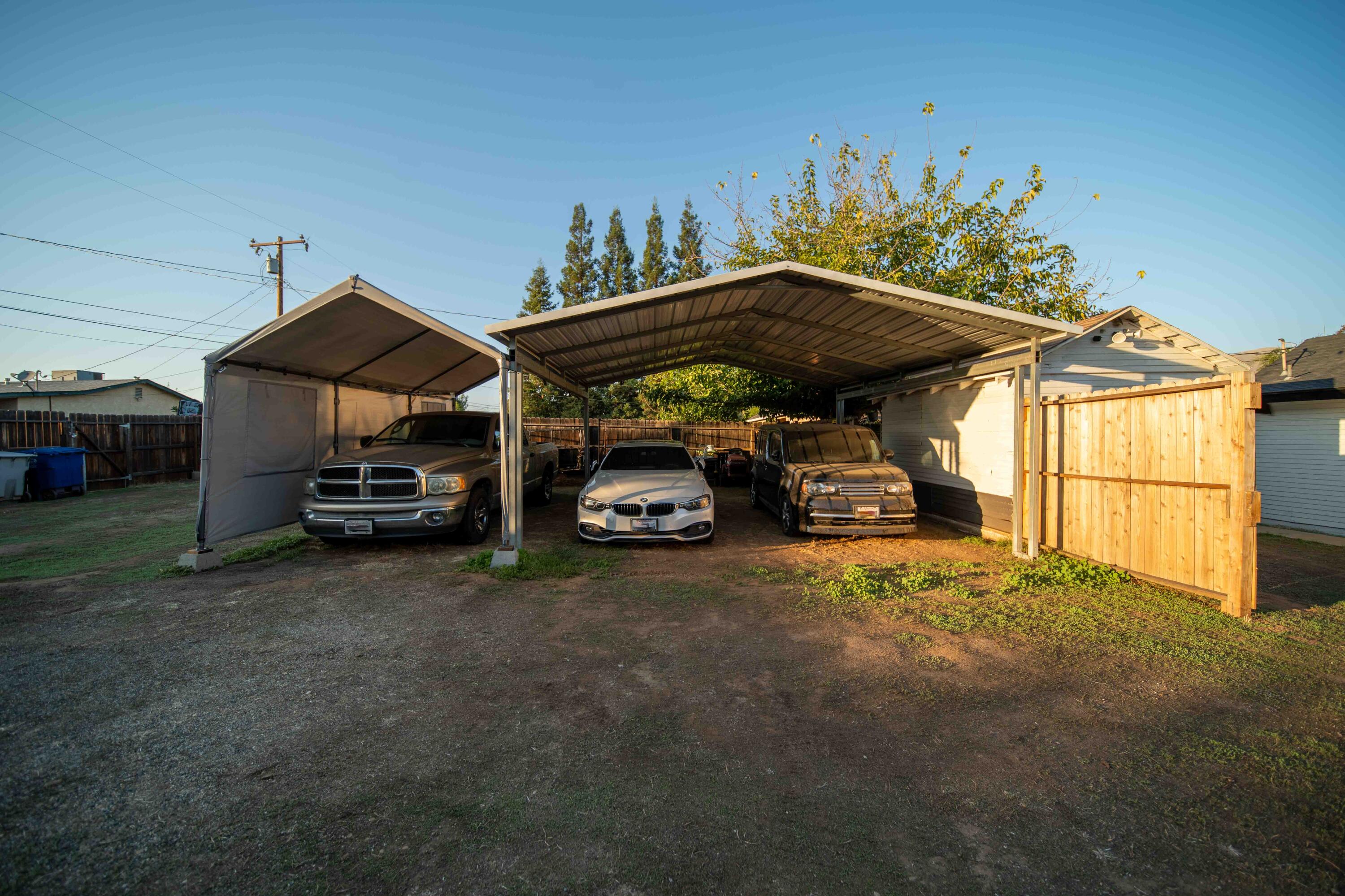 179 N Acacia St, Woodlake, CA 93286