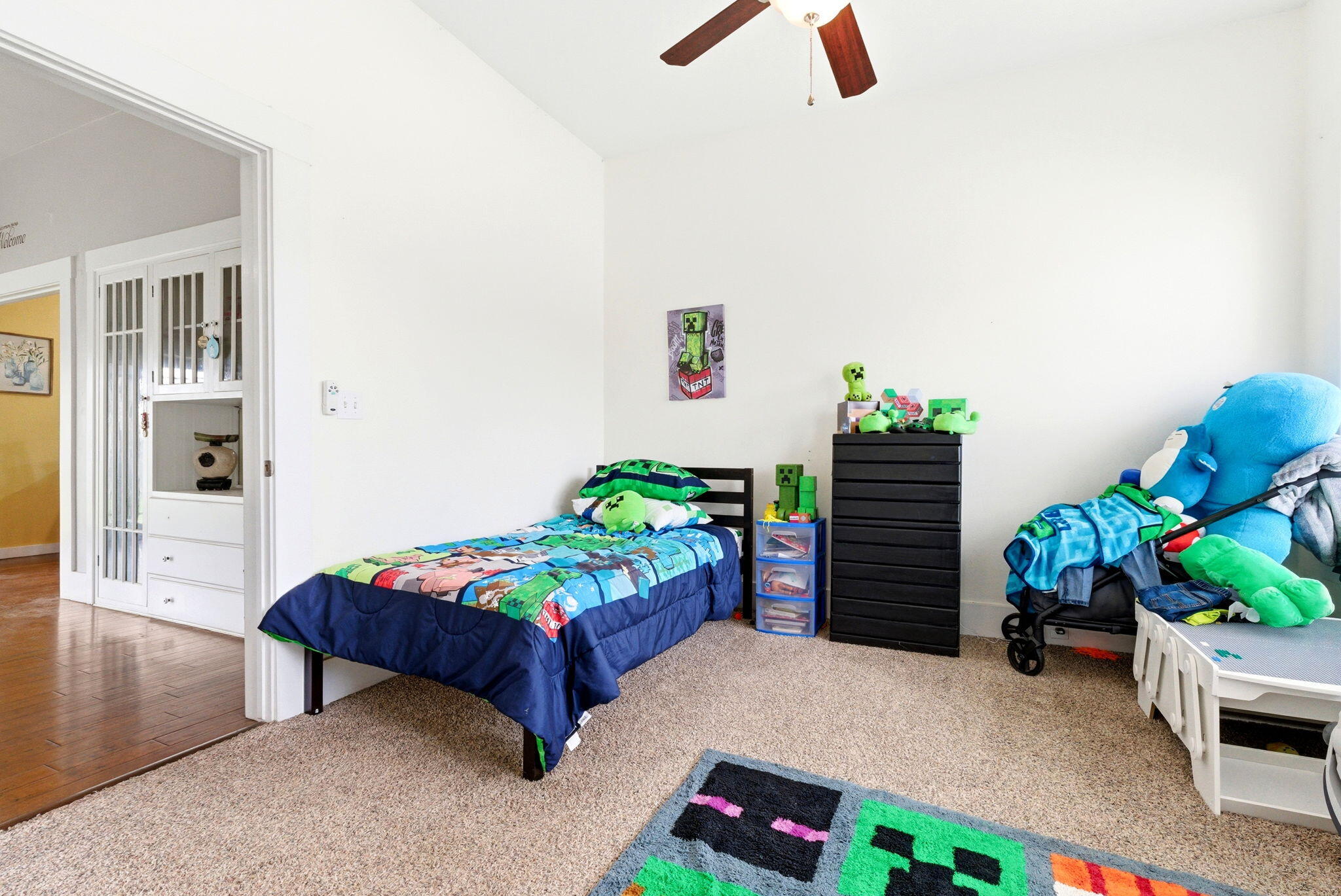 1250 N Harris St, Hanford, CA 93230