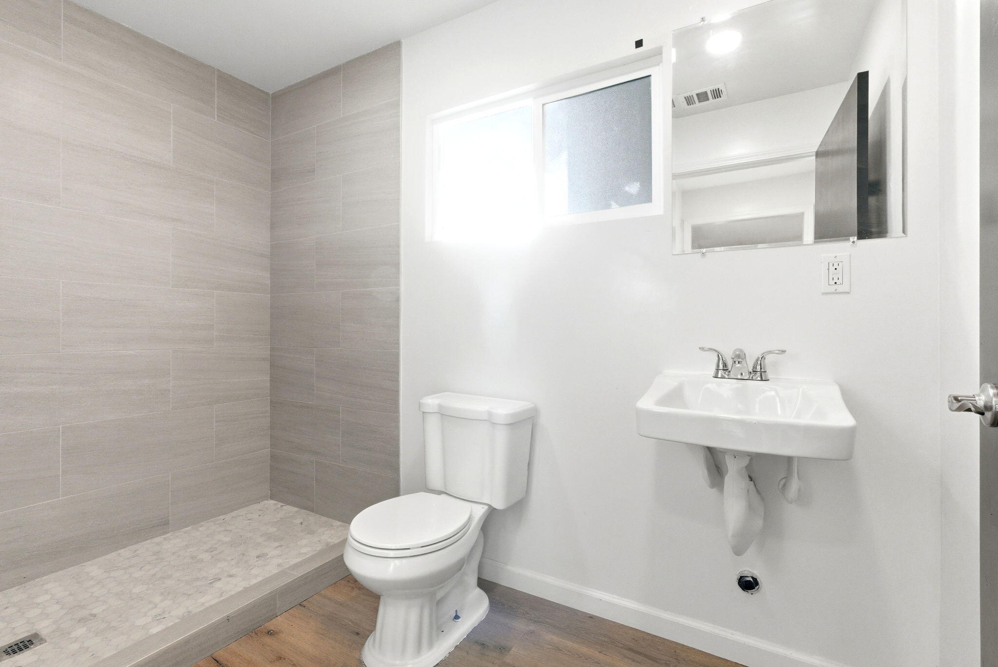 1326 Patterson Ave, Corcoran, CA 93212