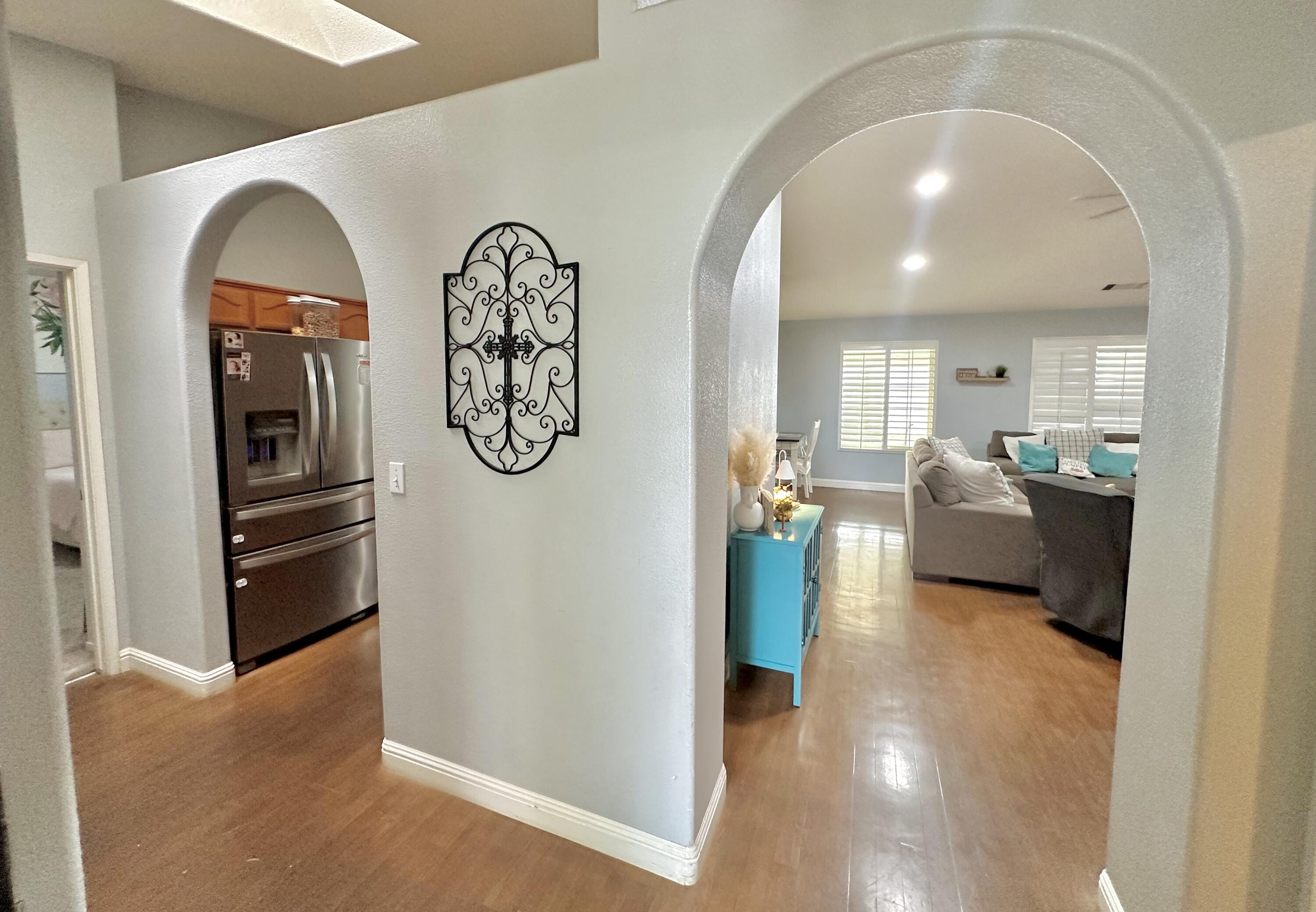 1761 N Wilson Pl, Porterville, CA 93257