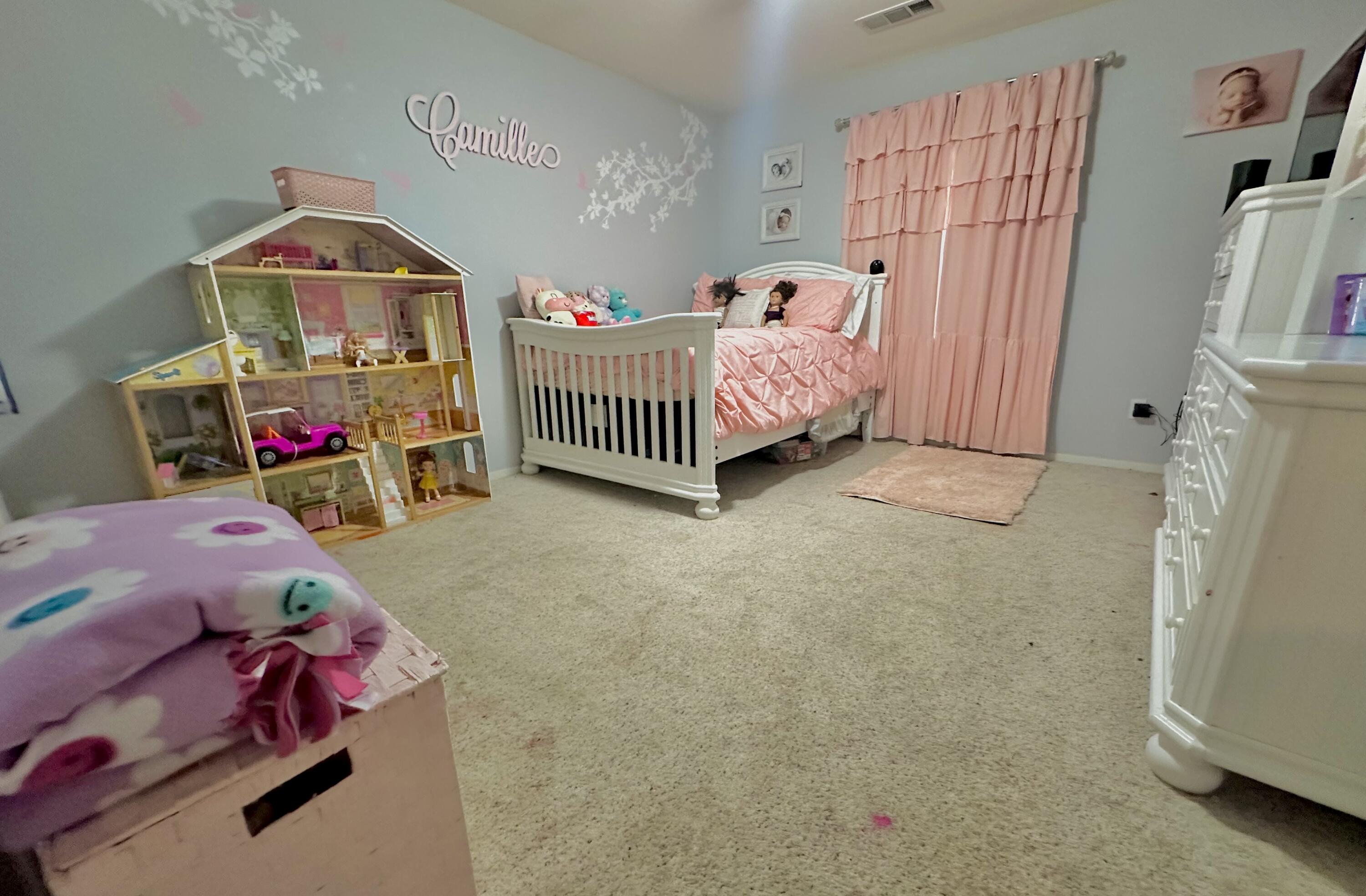 1761 N Wilson Pl, Porterville, CA 93257