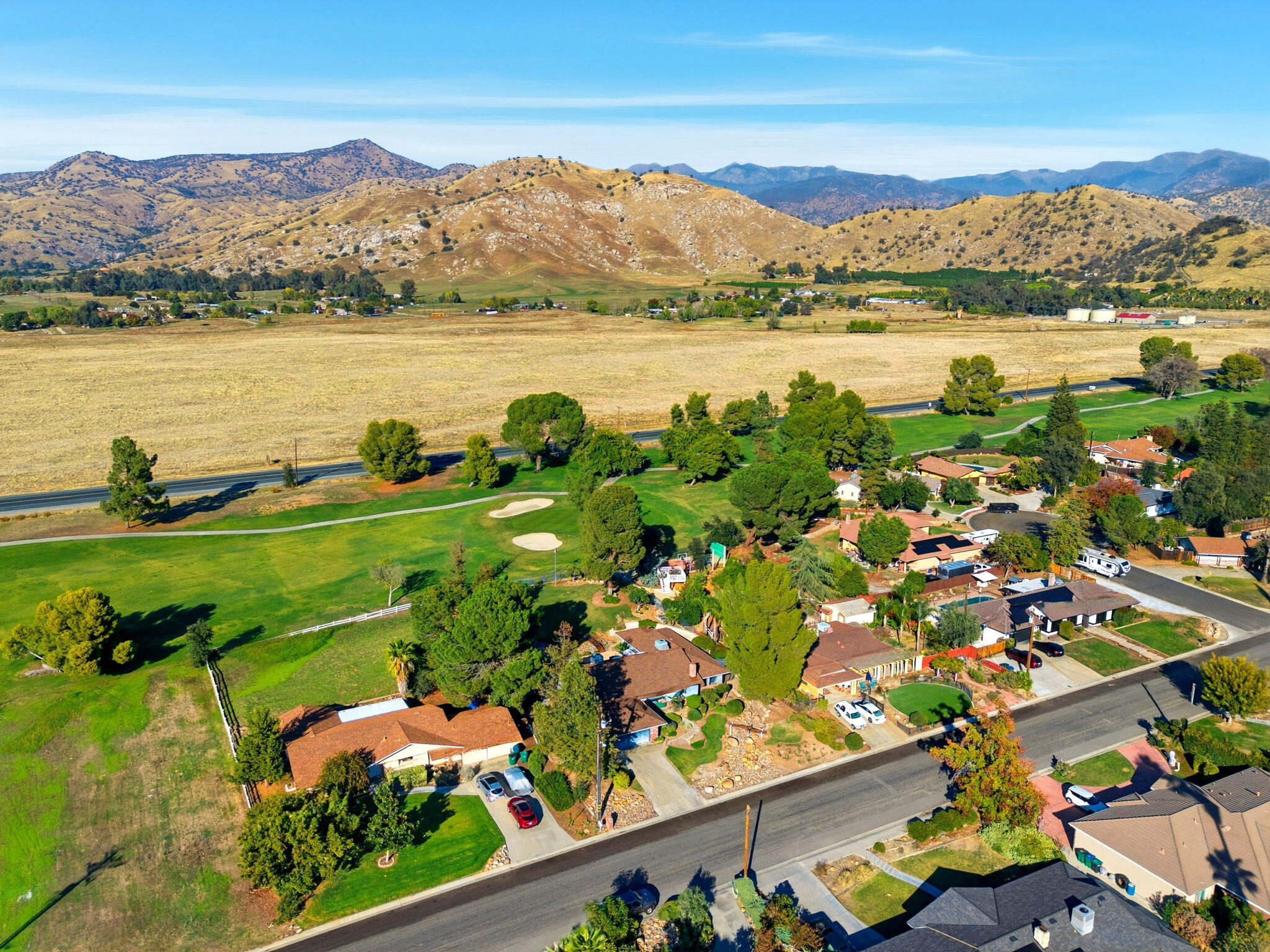 32194 River Island Dr, Springville, CA 93265