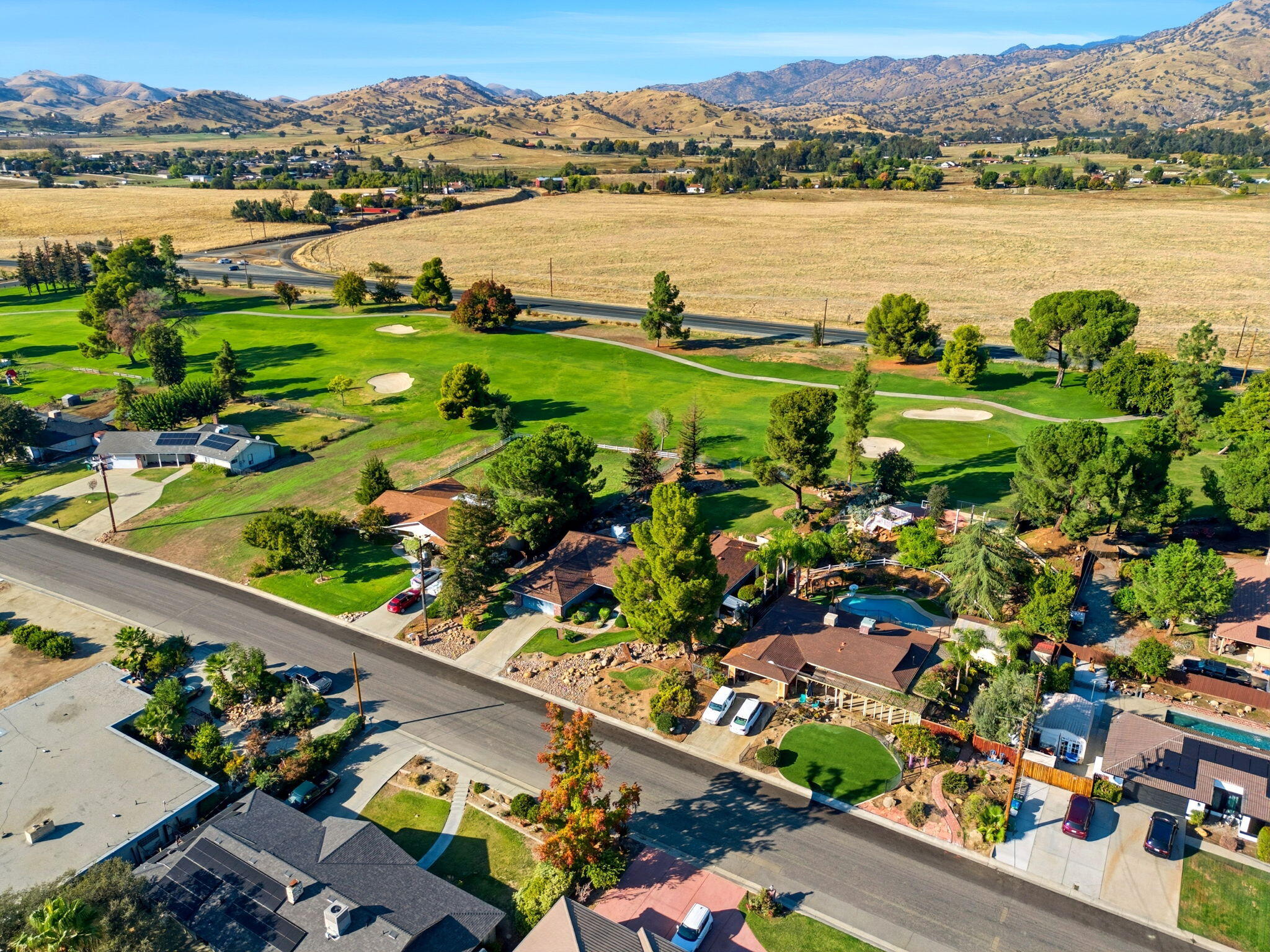 32194 River Island Dr, Springville, CA 93265