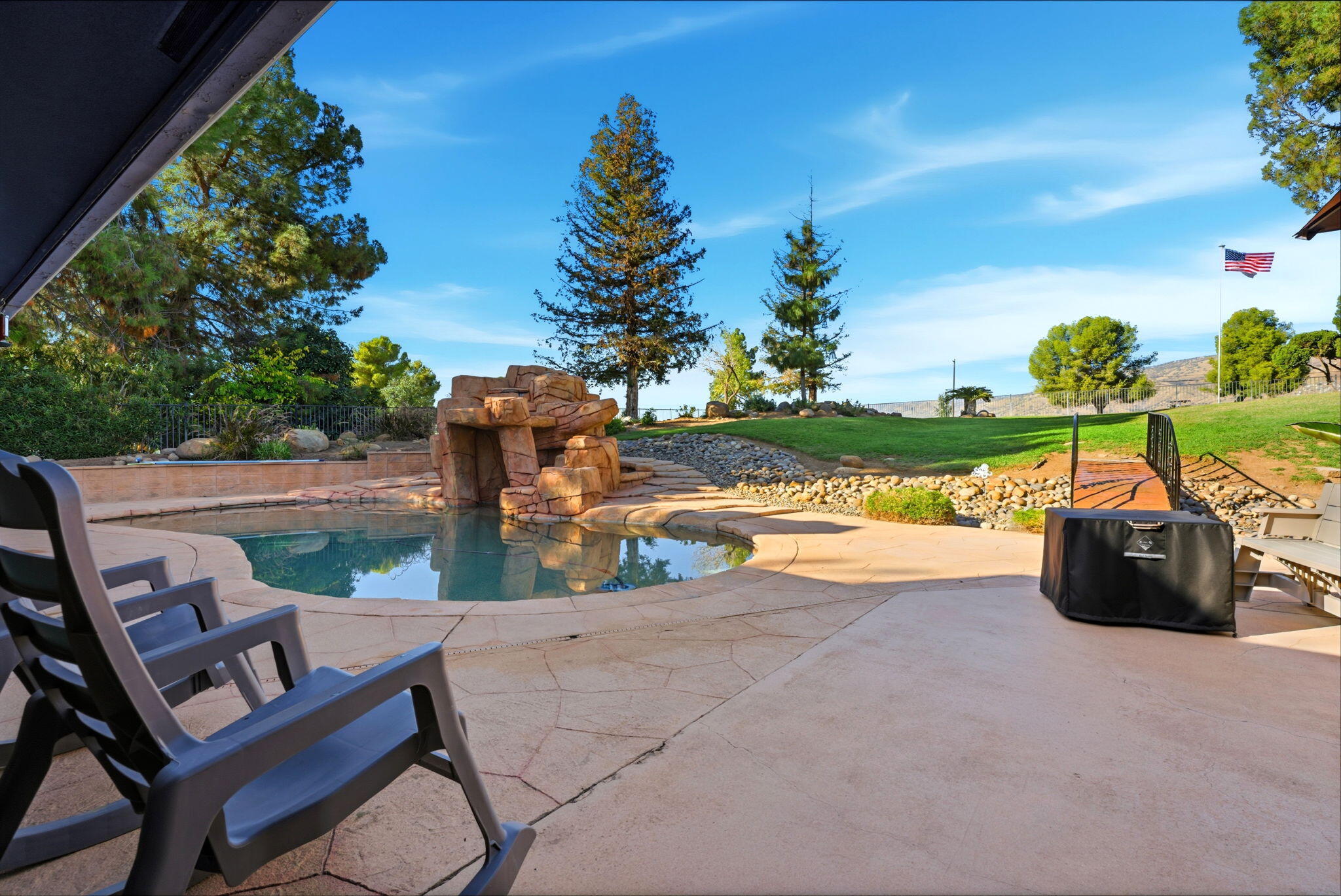 32194 River Island Dr, Springville, CA 93265