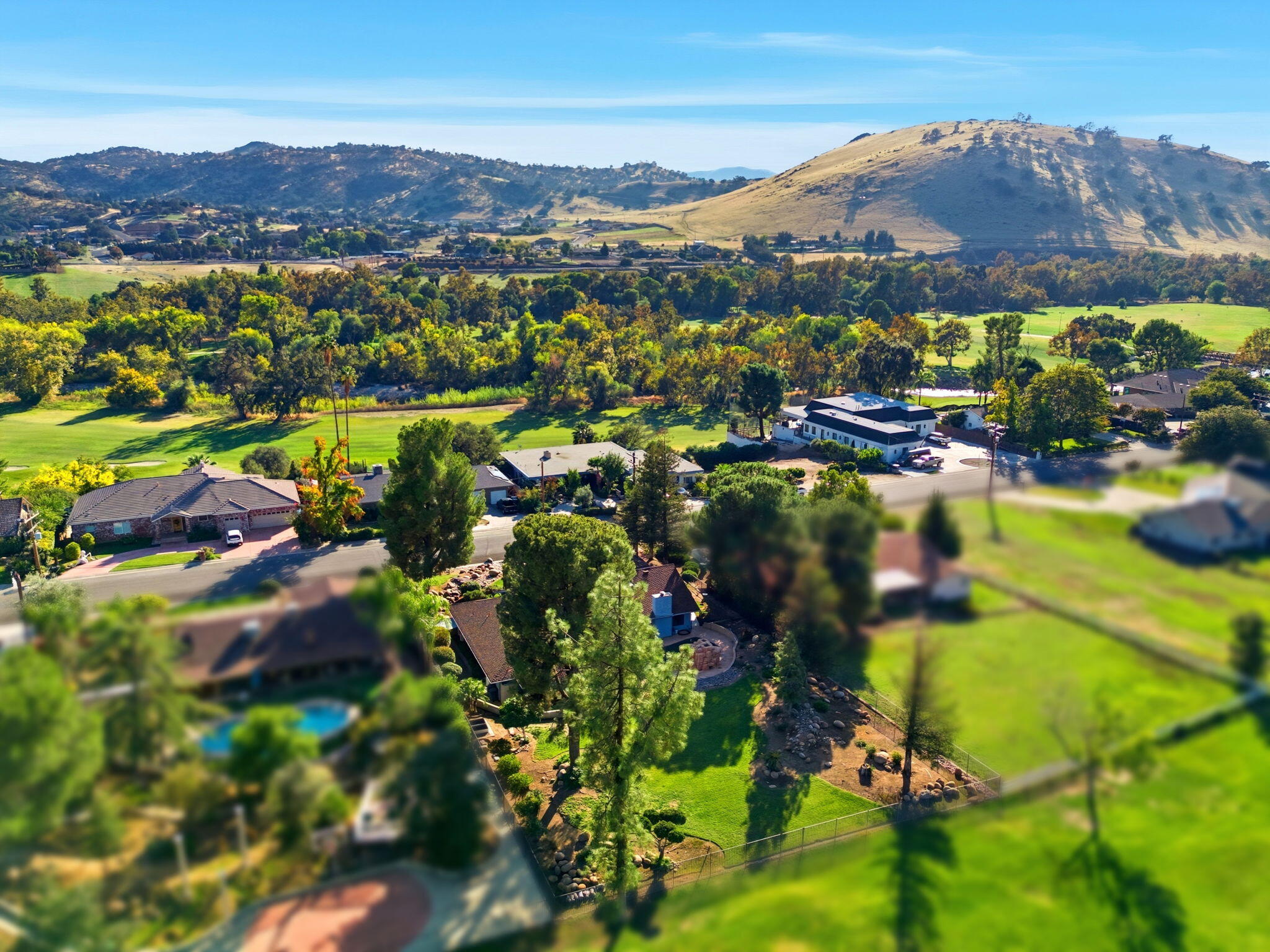 32194 River Island Dr, Springville, CA 93265