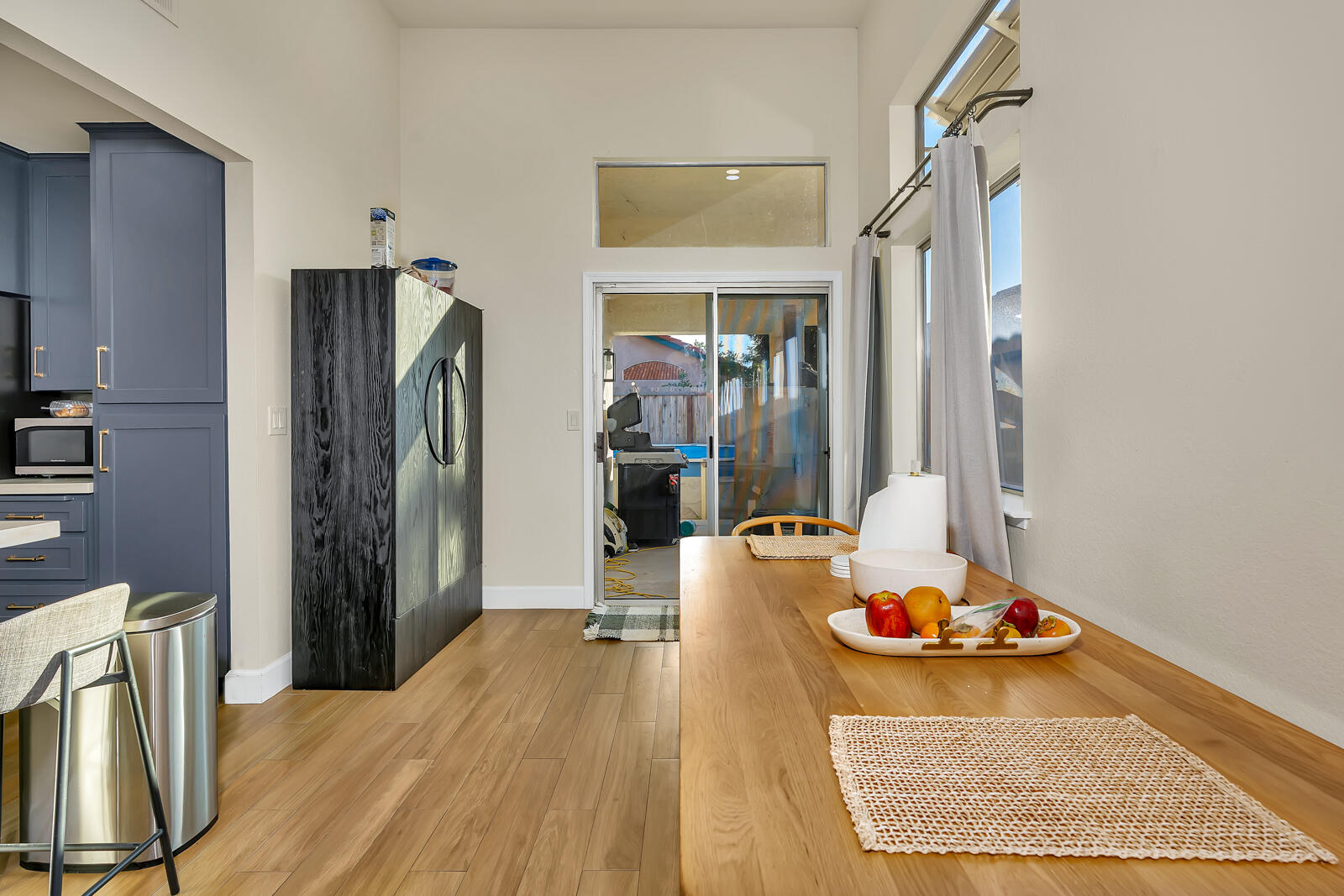 4239 W Cambridge Ave, Fresno, CA 93722